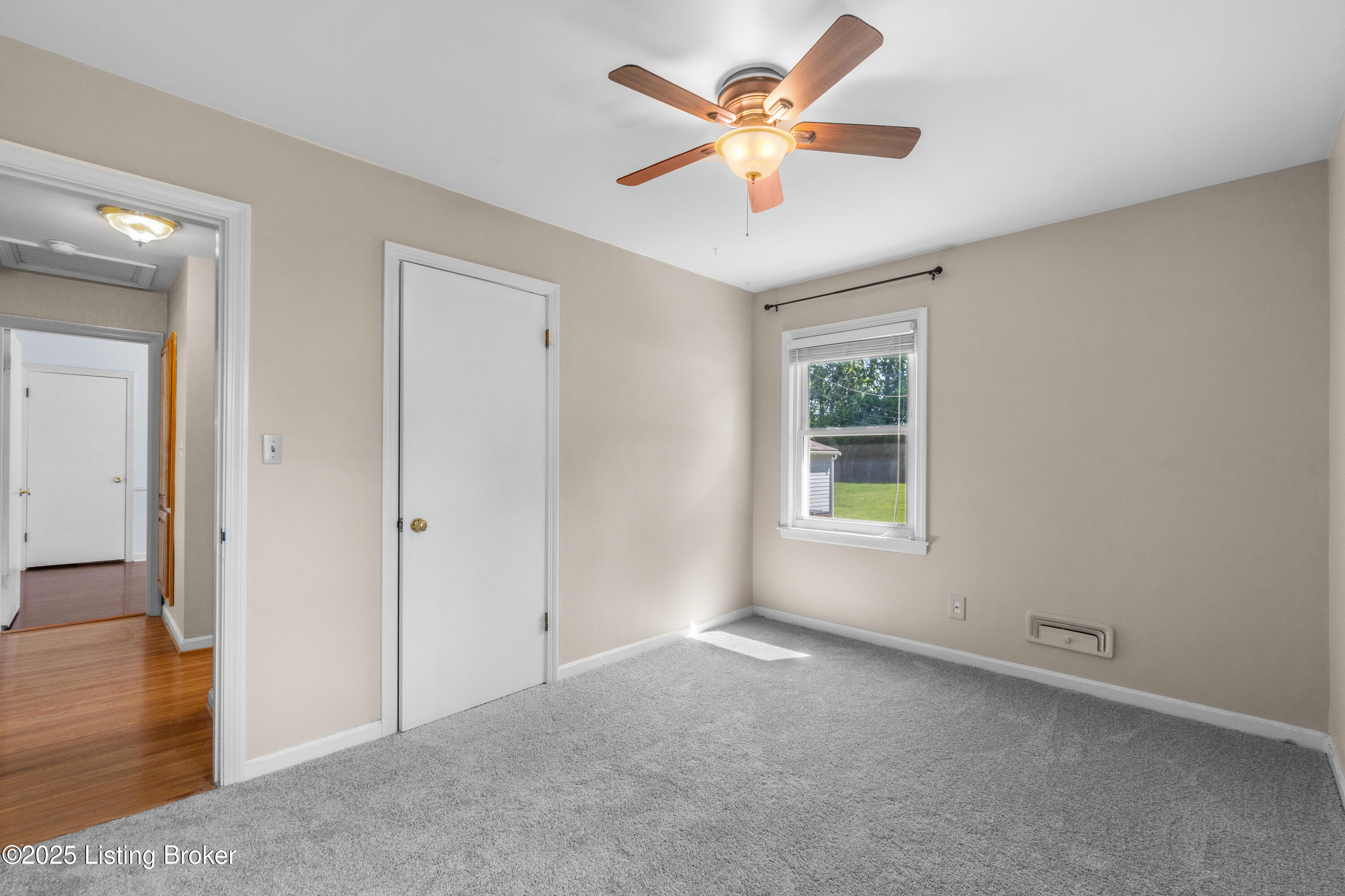 215 Marengo Dr