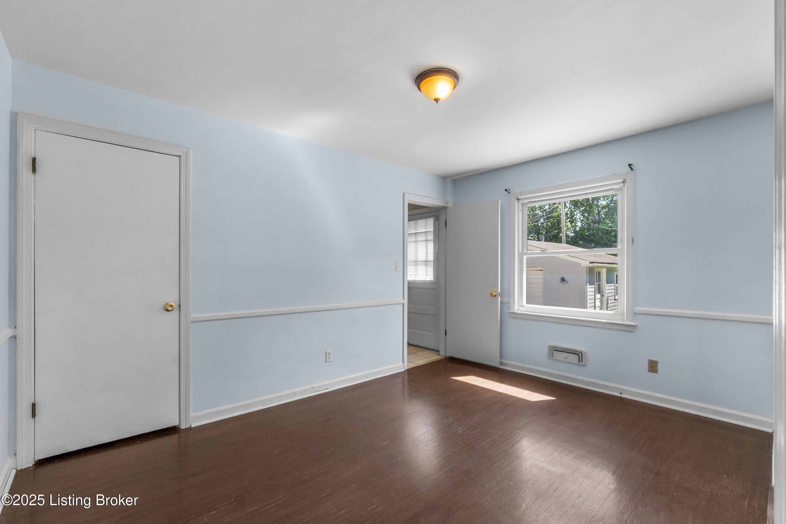 215 Marengo Dr