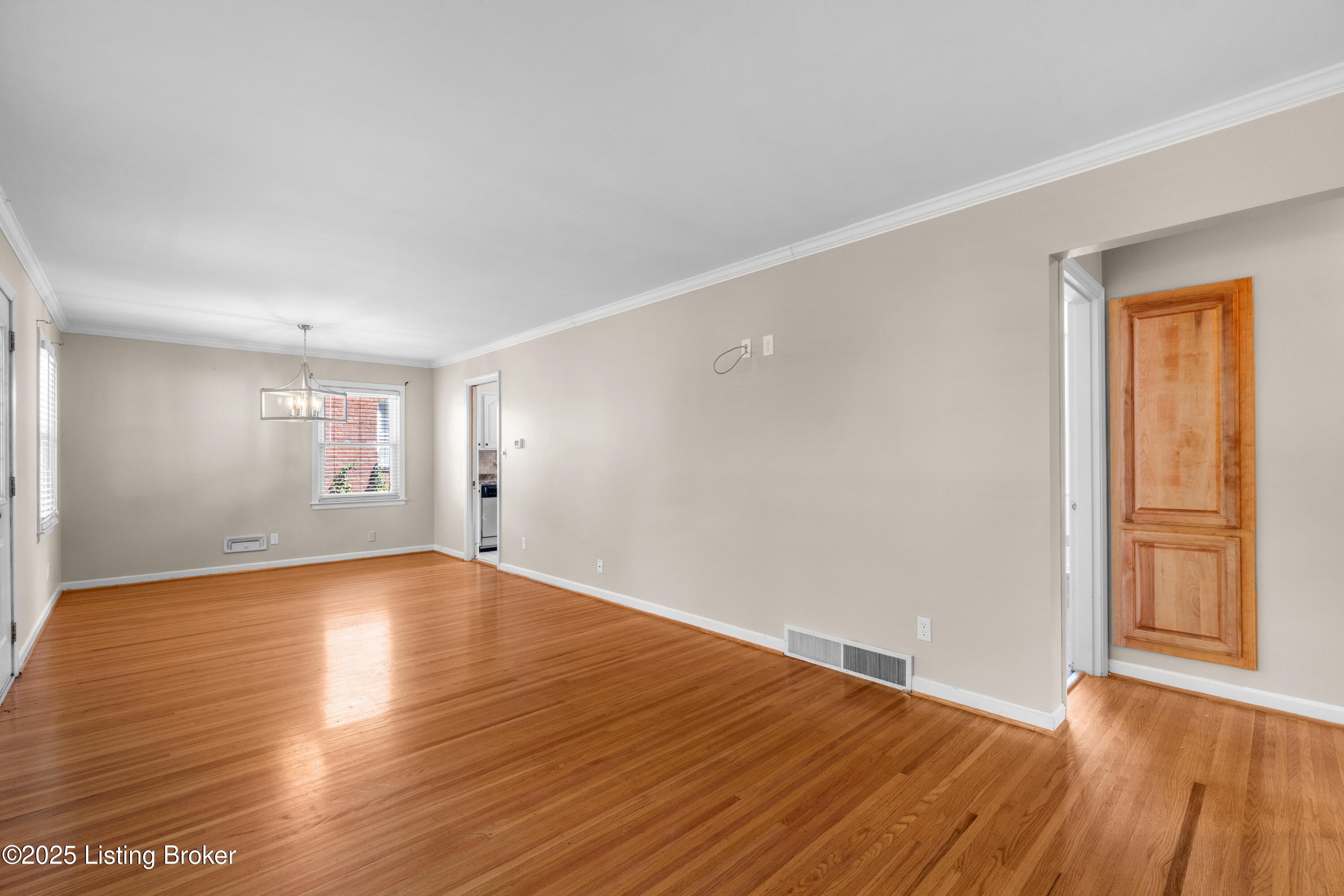 215 Marengo Dr