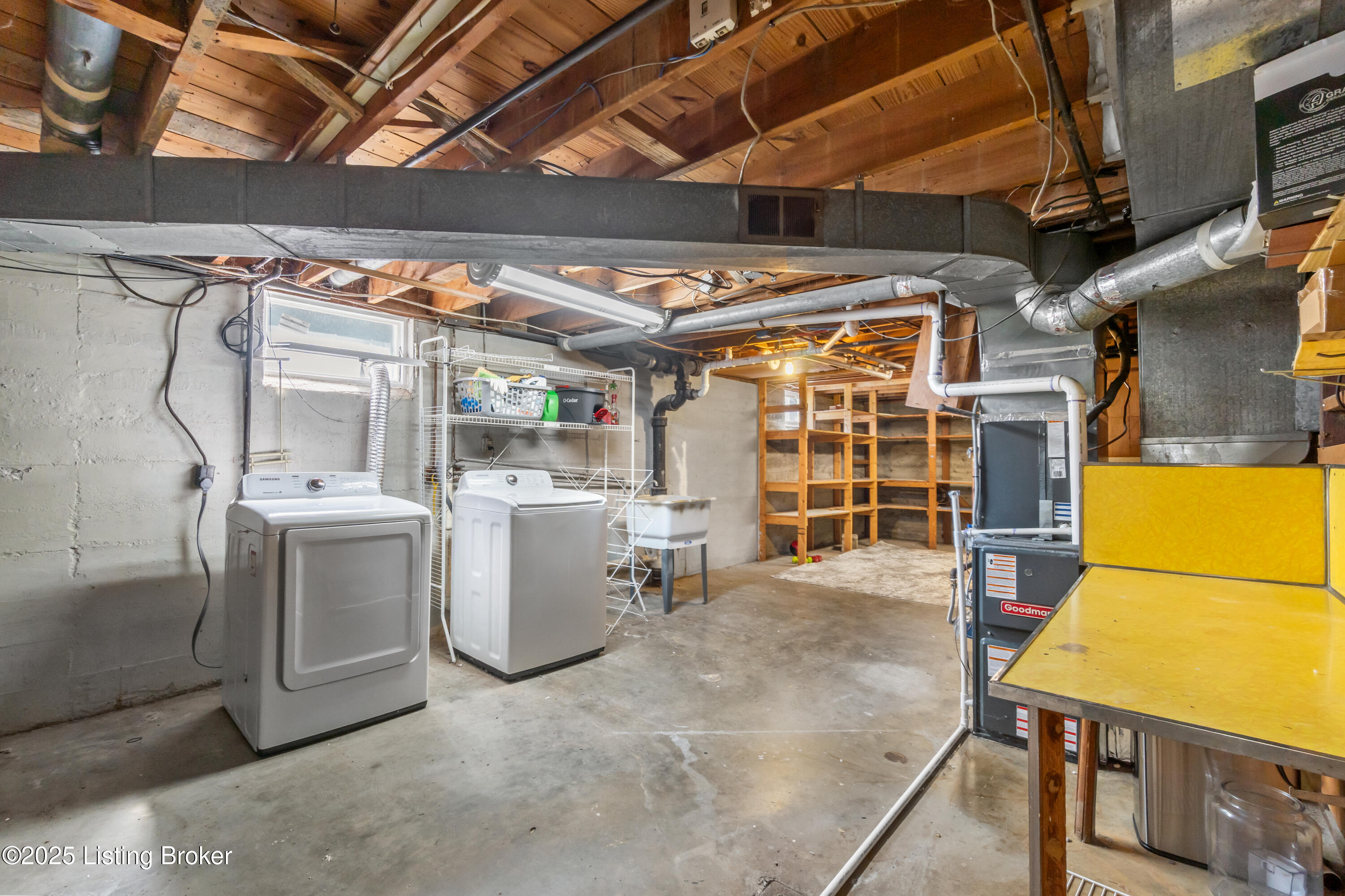 215 Marengo Dr