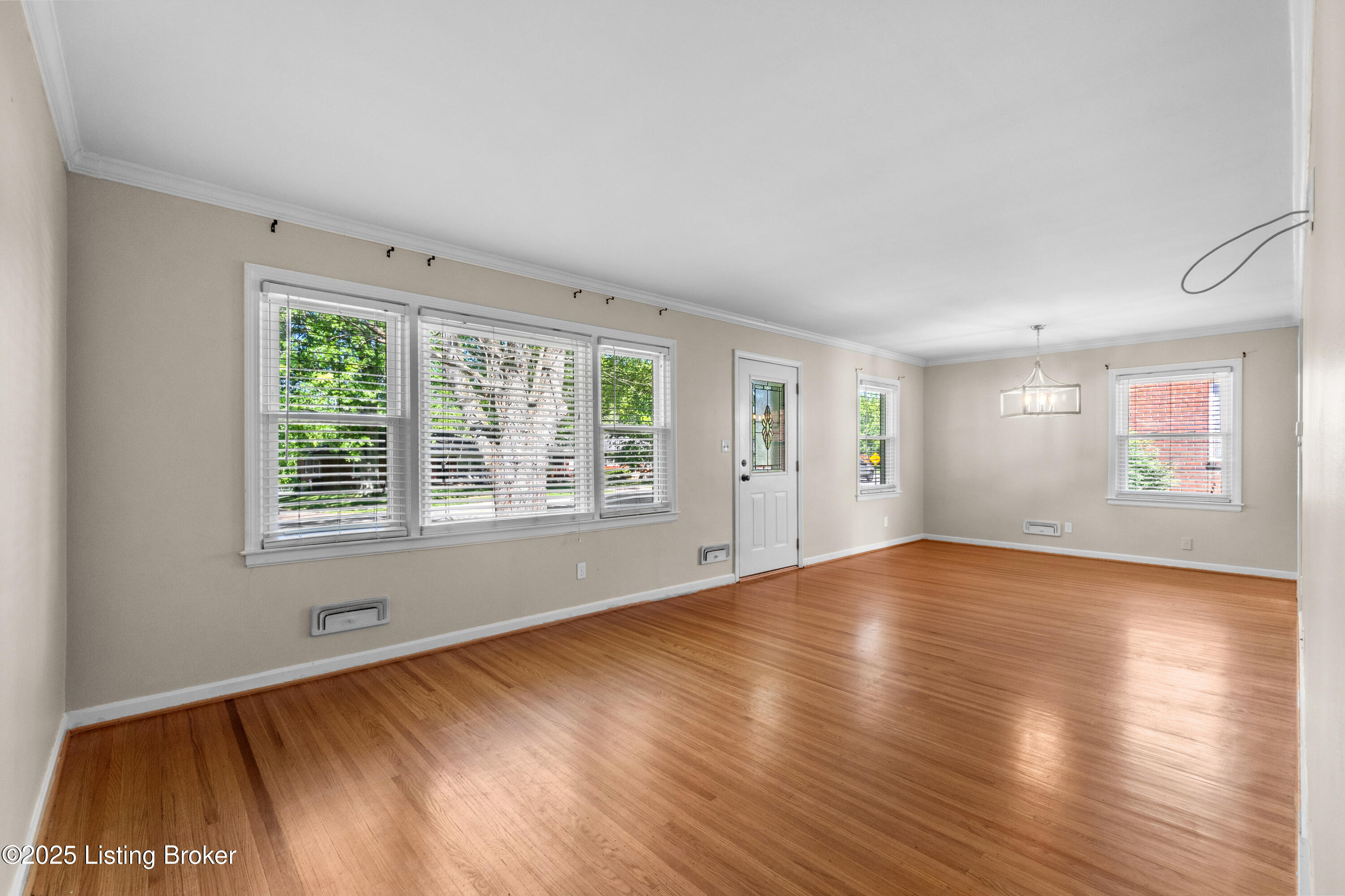 215 Marengo Dr
