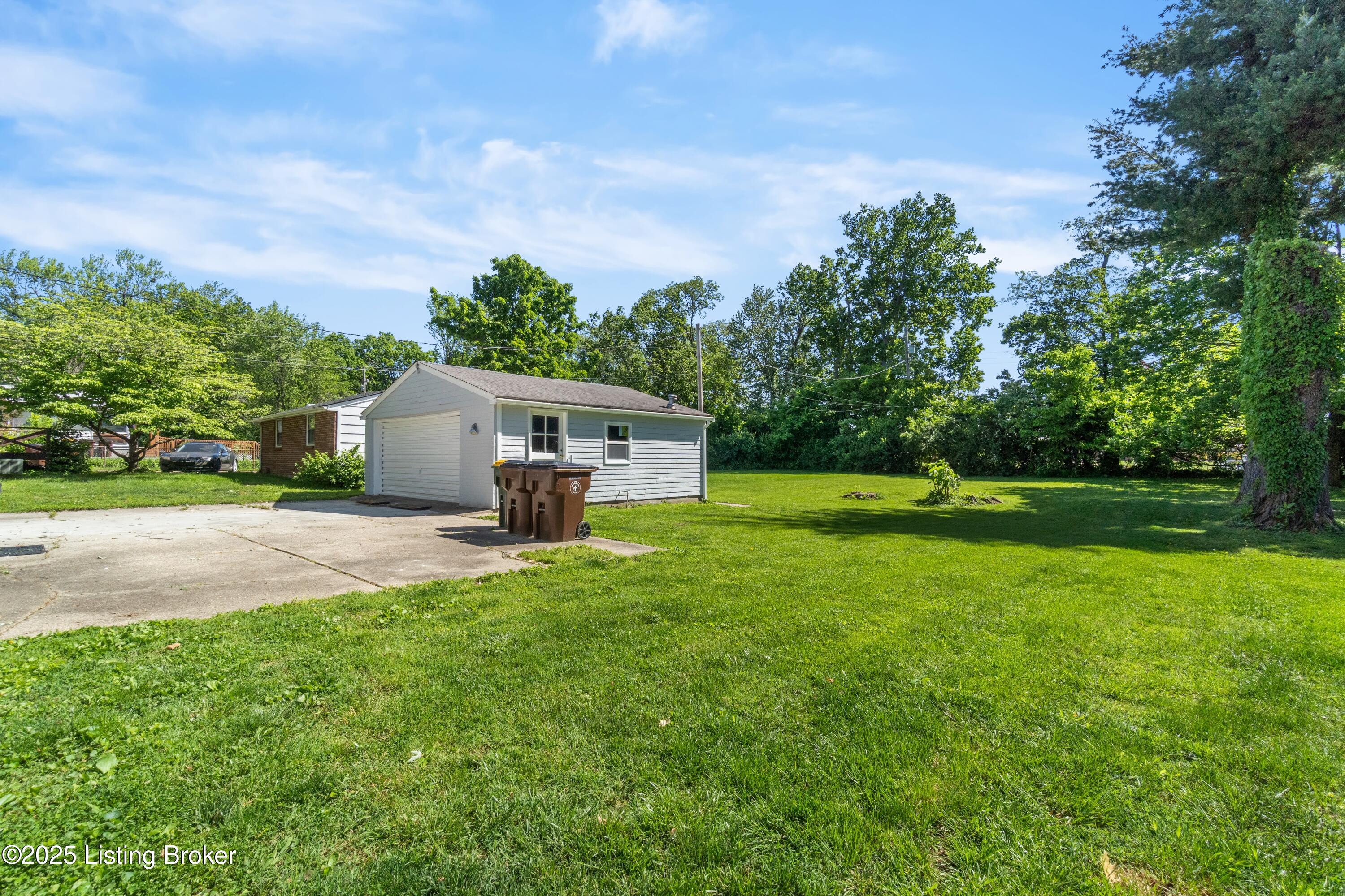 215 Marengo Dr