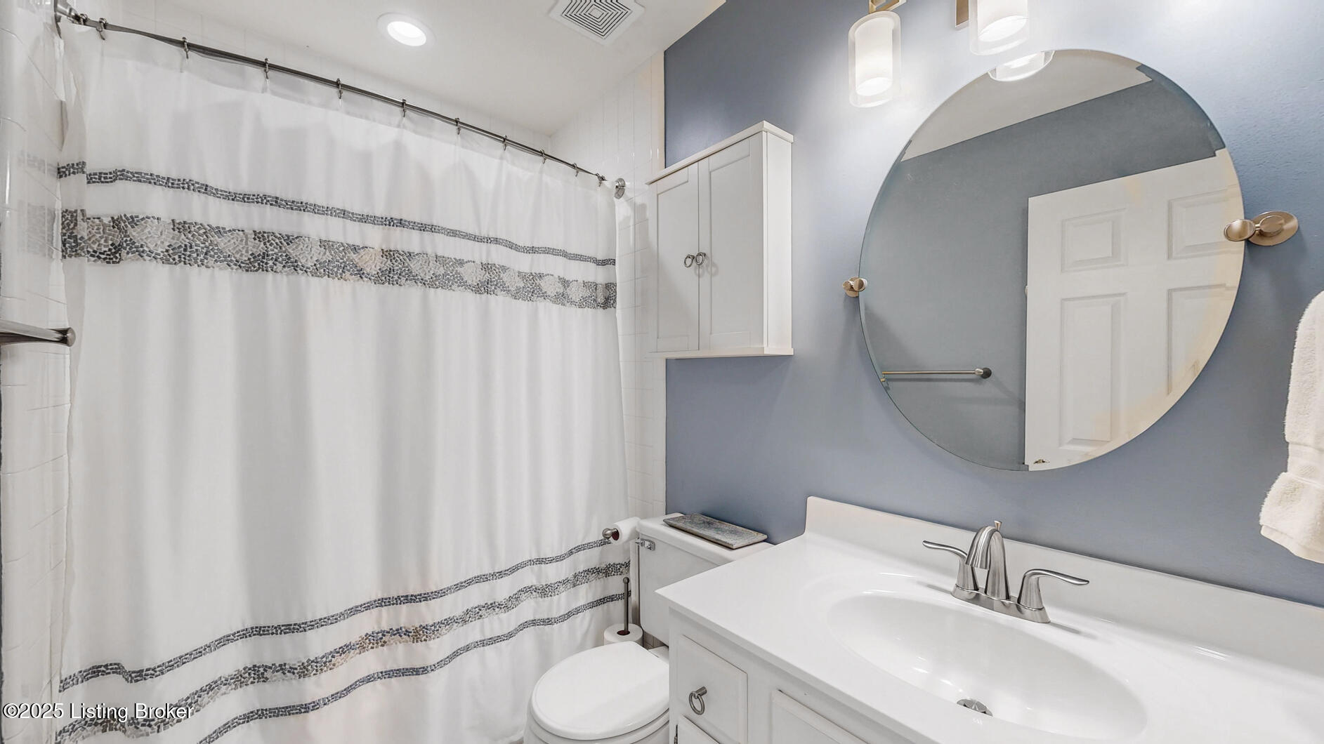 11003 Fox Moore Ct