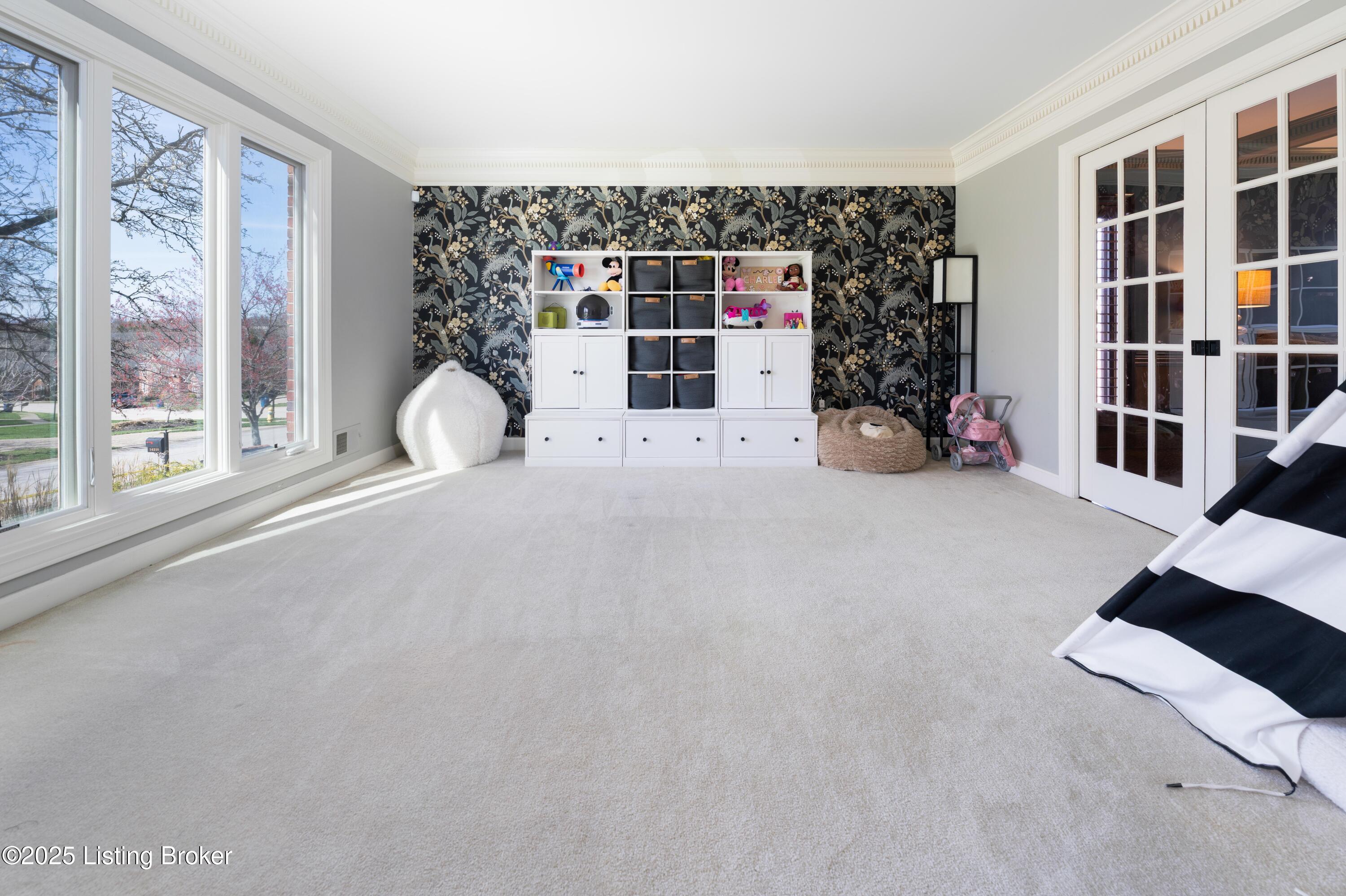 14208 Willow Grove Cir