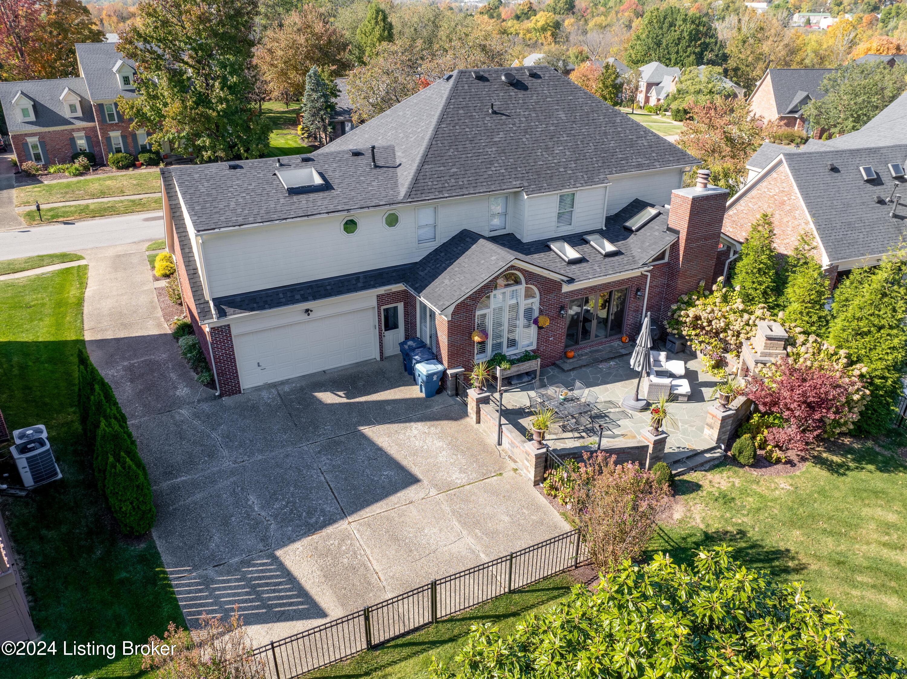 14208 Willow Grove Cir