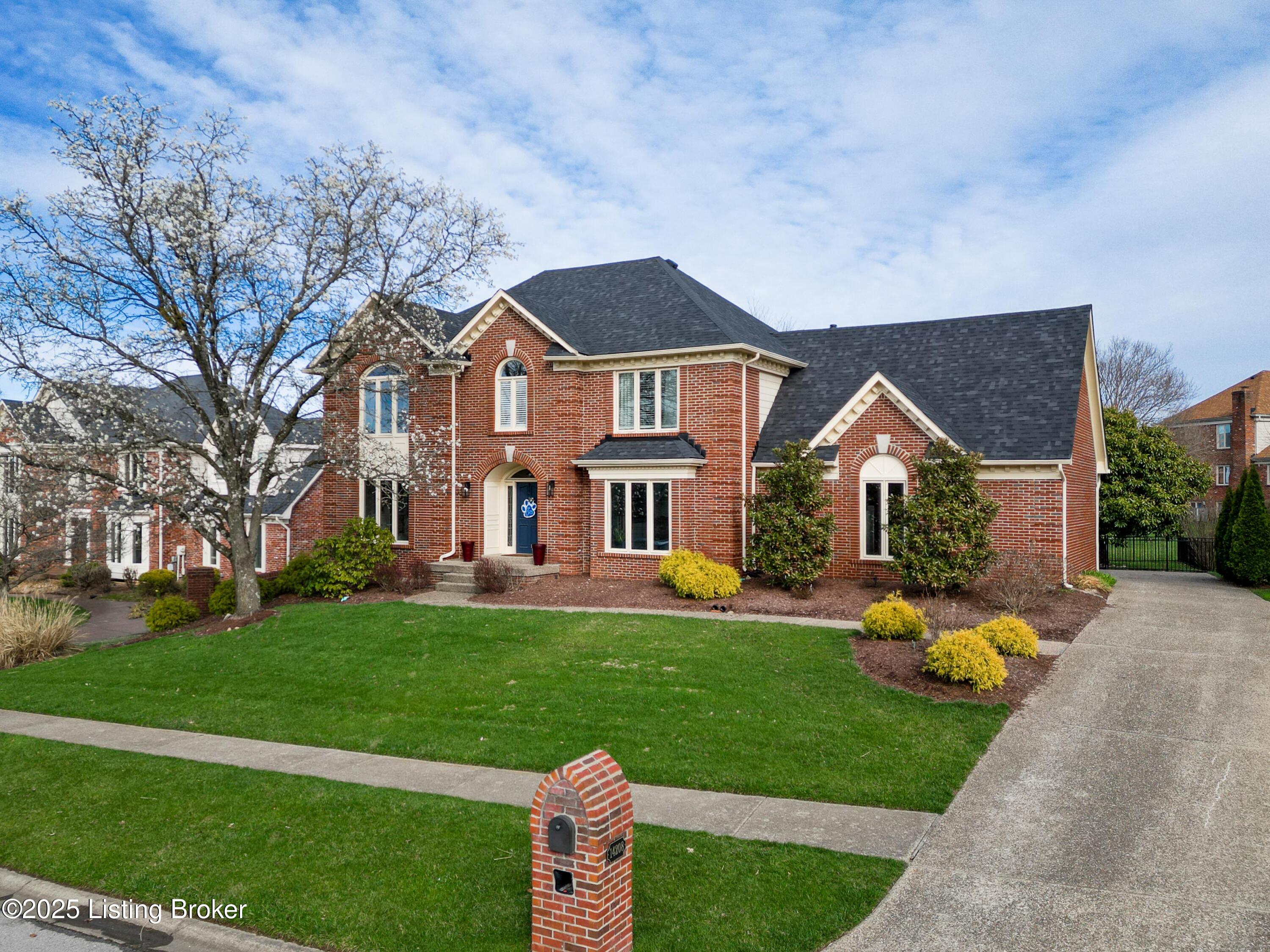 14208 Willow Grove Cir