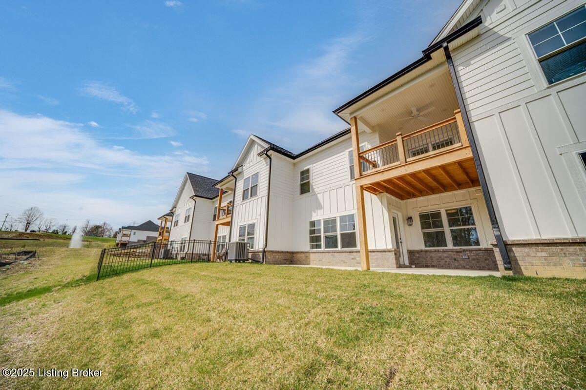 14642 Reserve Park Pl 2