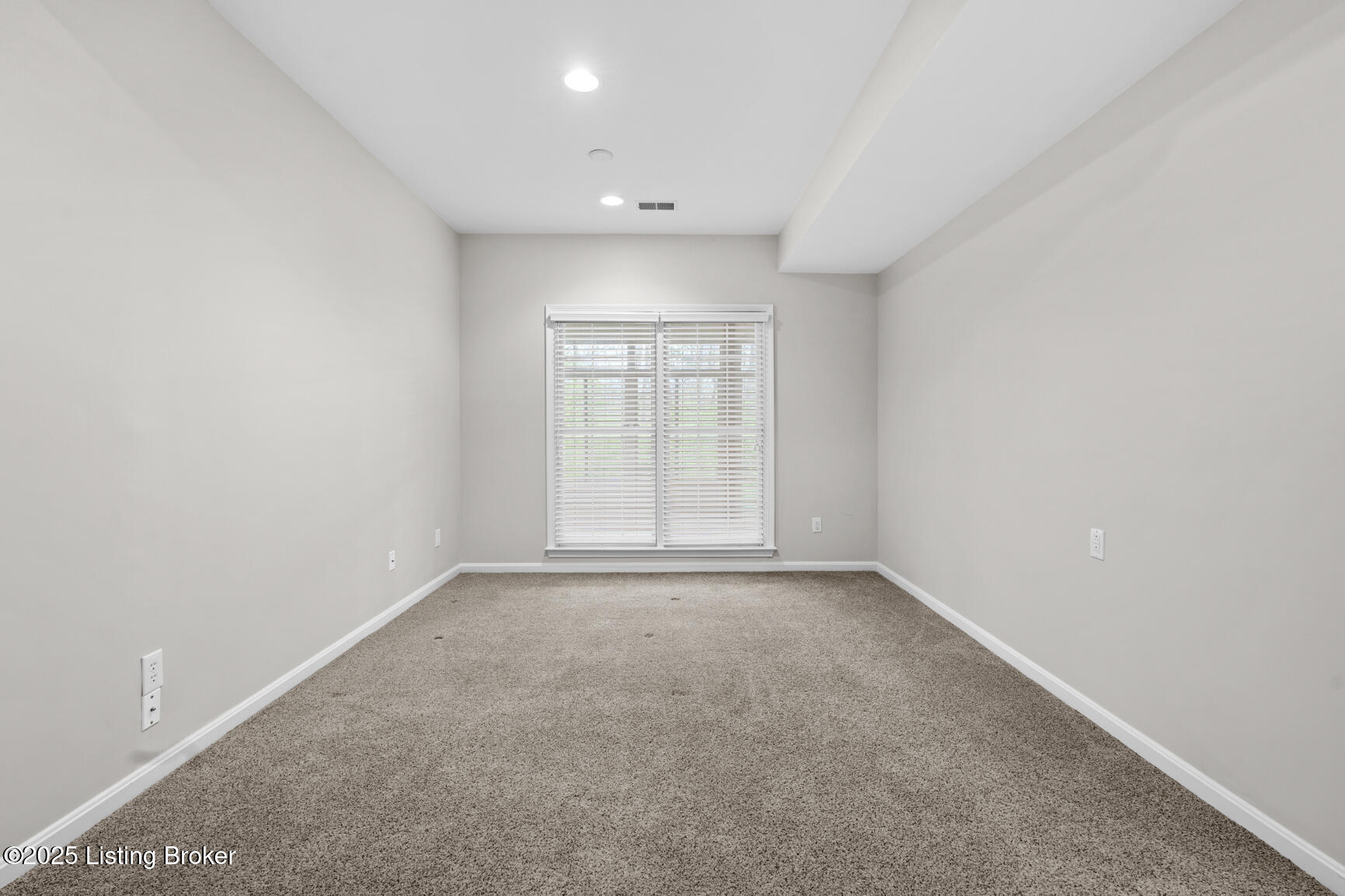 10121 Cave Creek Rd