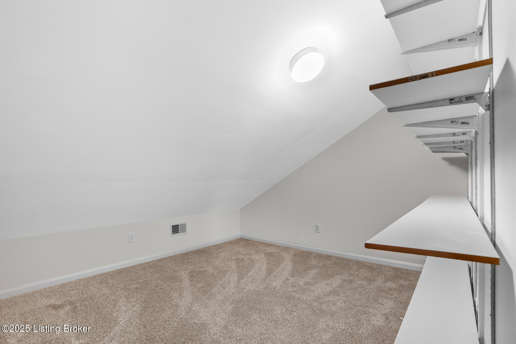 10121 Cave Creek Rd
