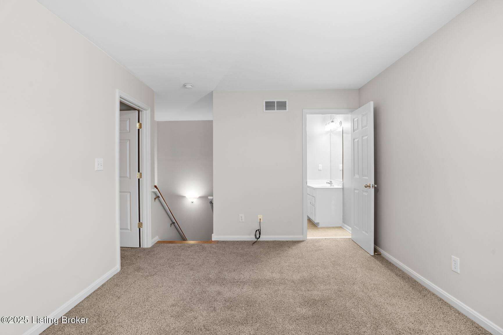 10121 Cave Creek Rd