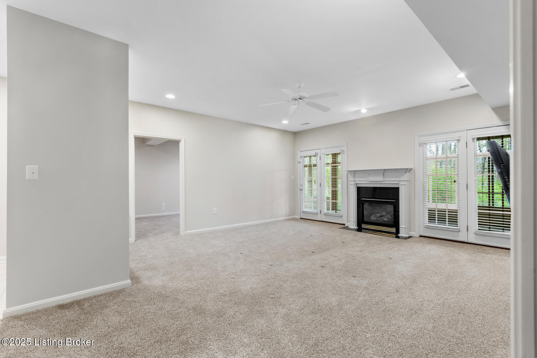 10121 Cave Creek Rd