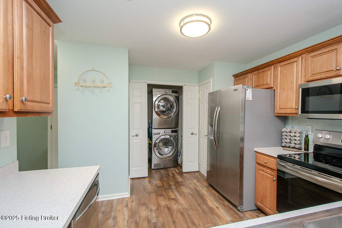 1038 Brent St 200