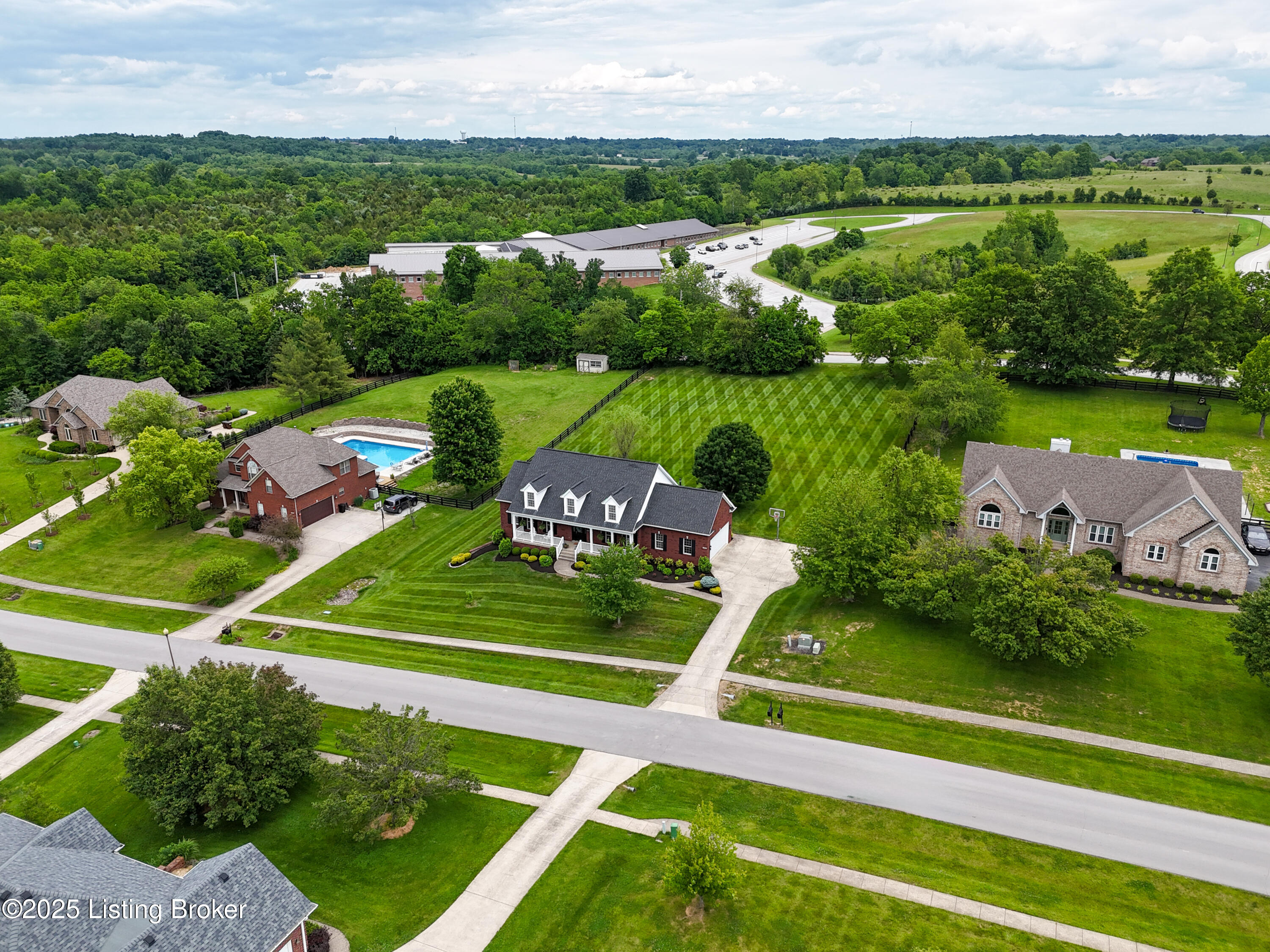 4625 Northridge Cir