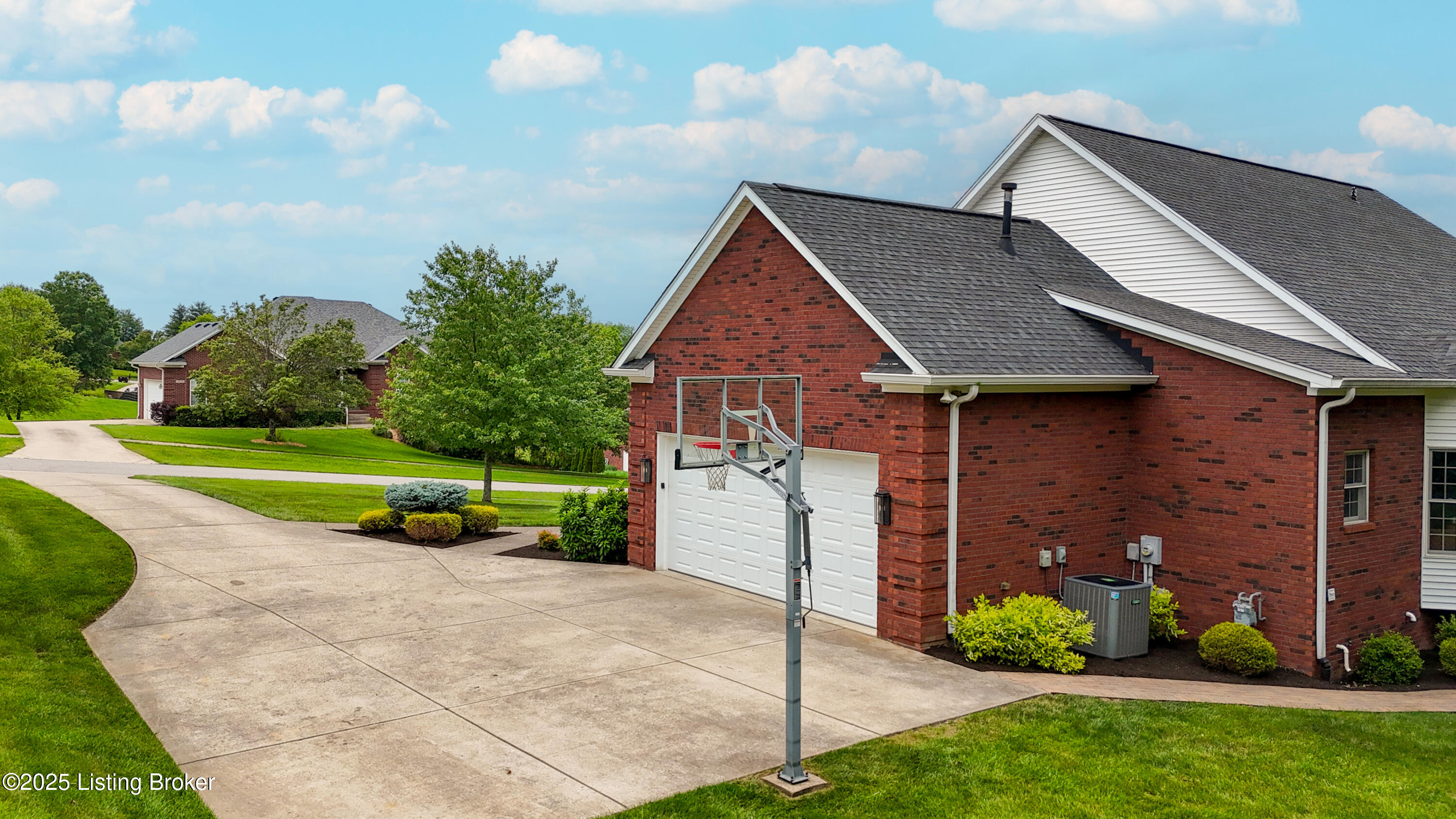 4625 Northridge Cir