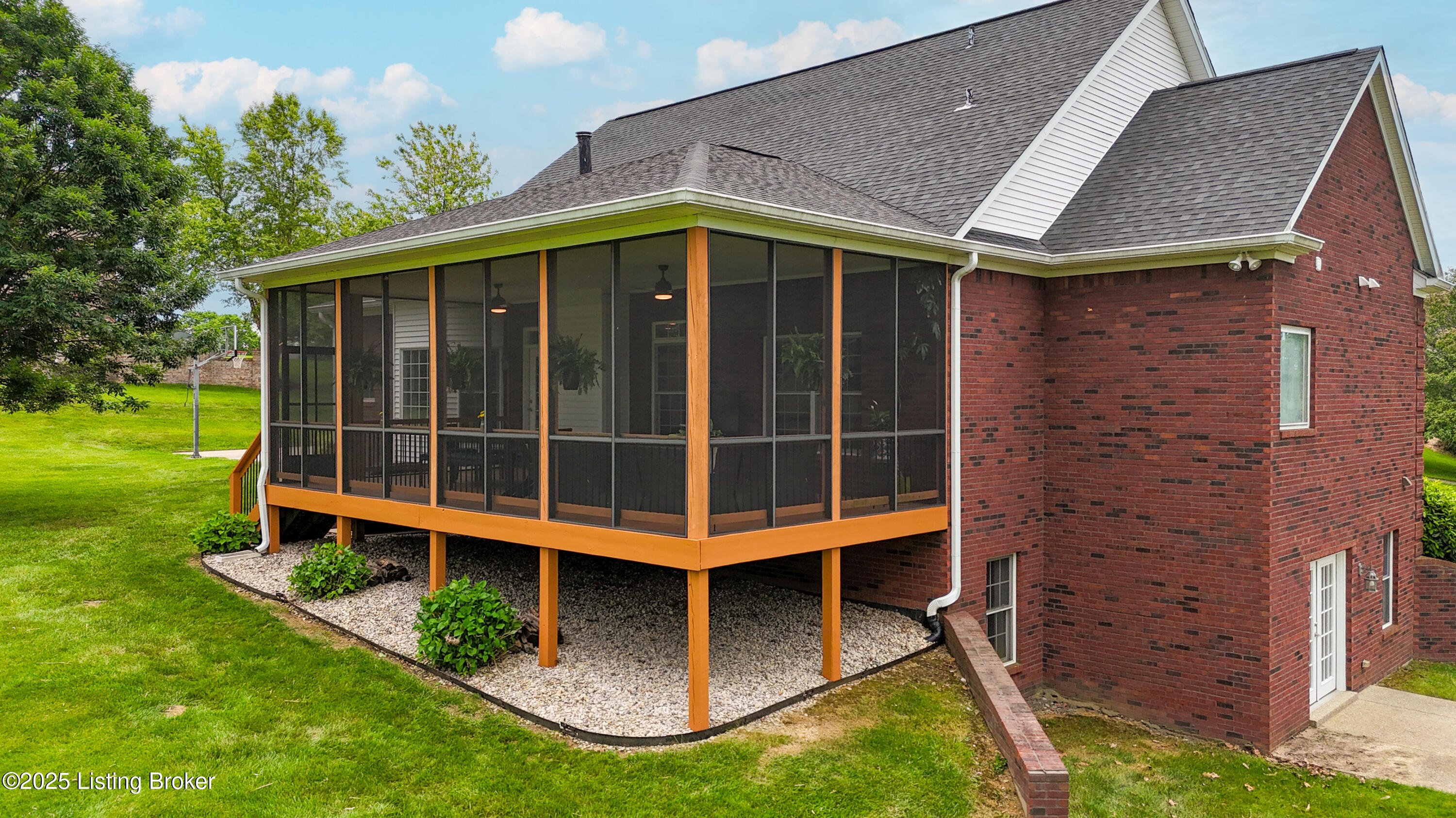 4625 Northridge Cir
