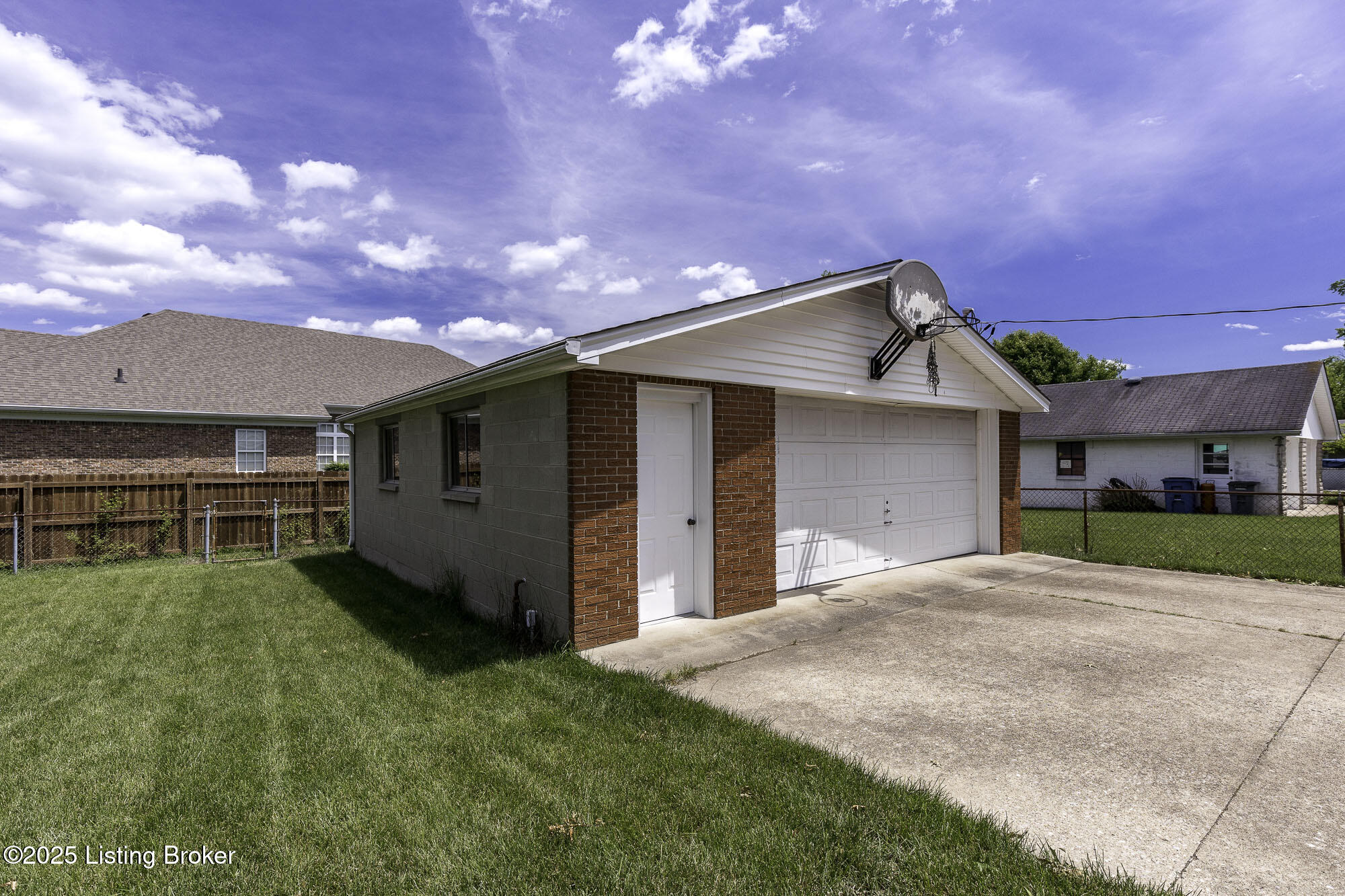 7407 Beahl Blvd