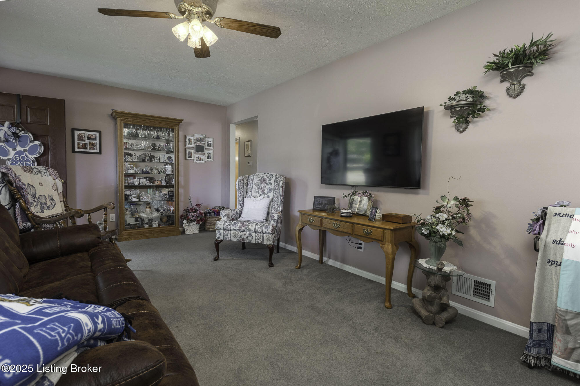7407 Beahl Blvd
