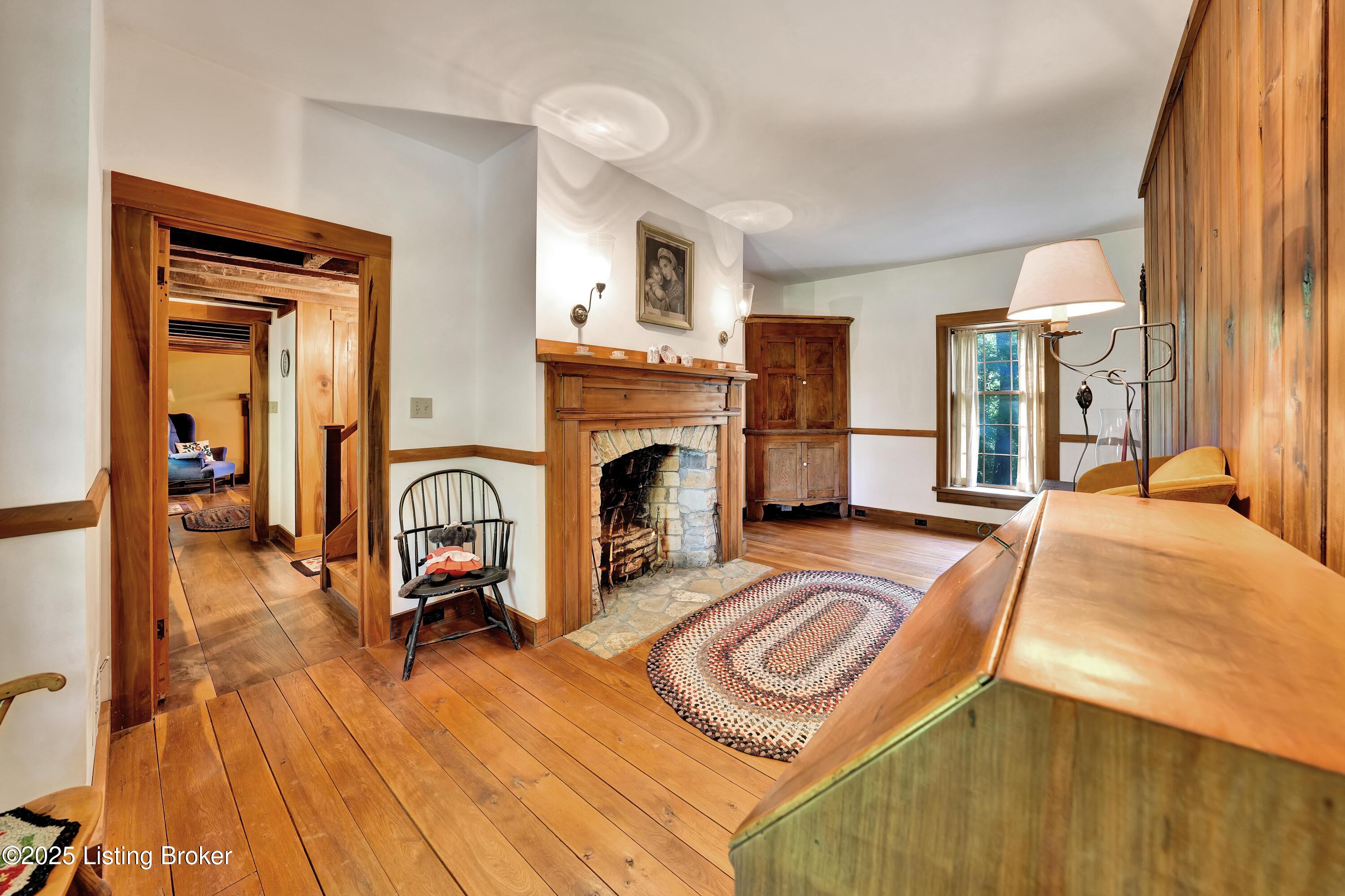 6711 Echo Trail