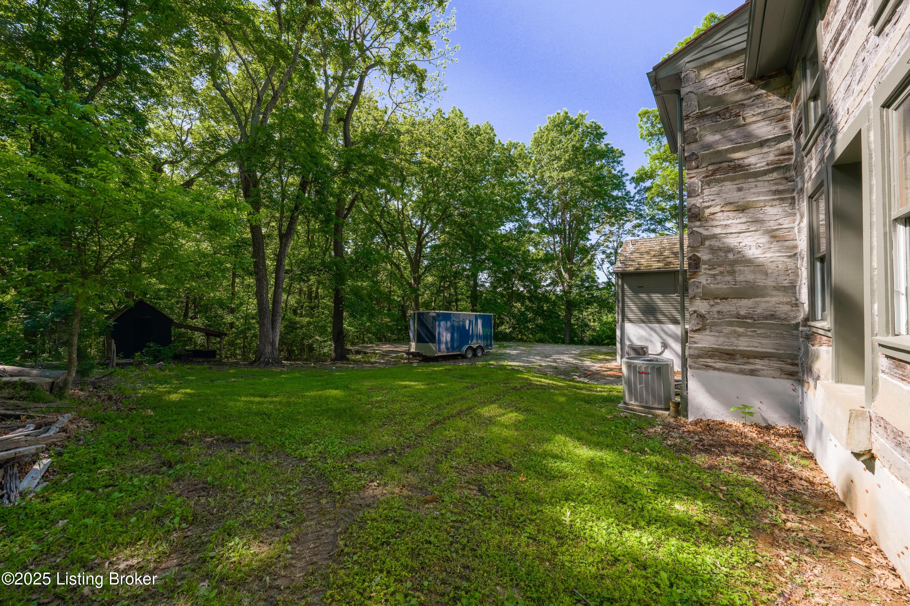 6711 Echo Trail