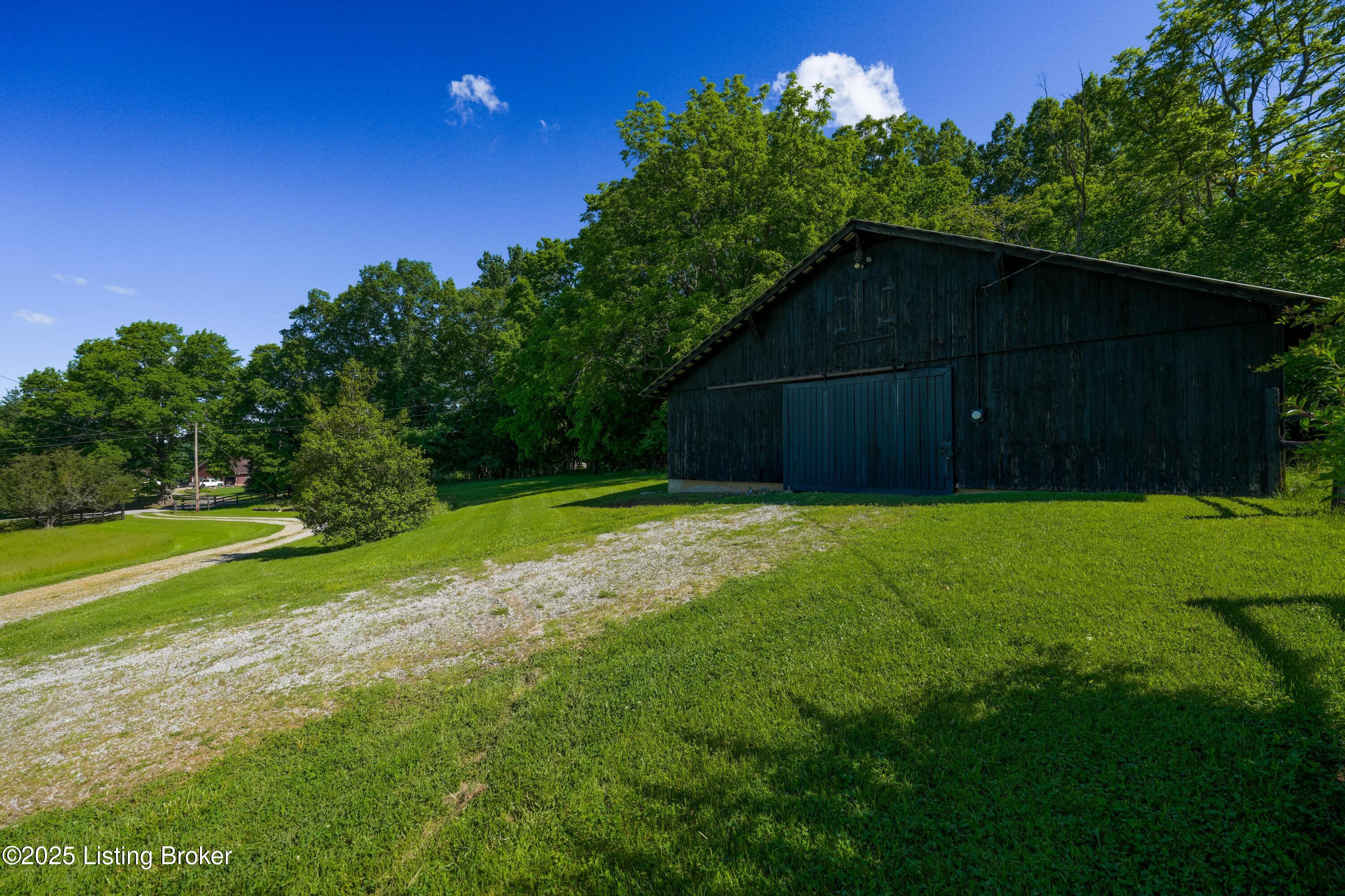 6711 Echo Trail