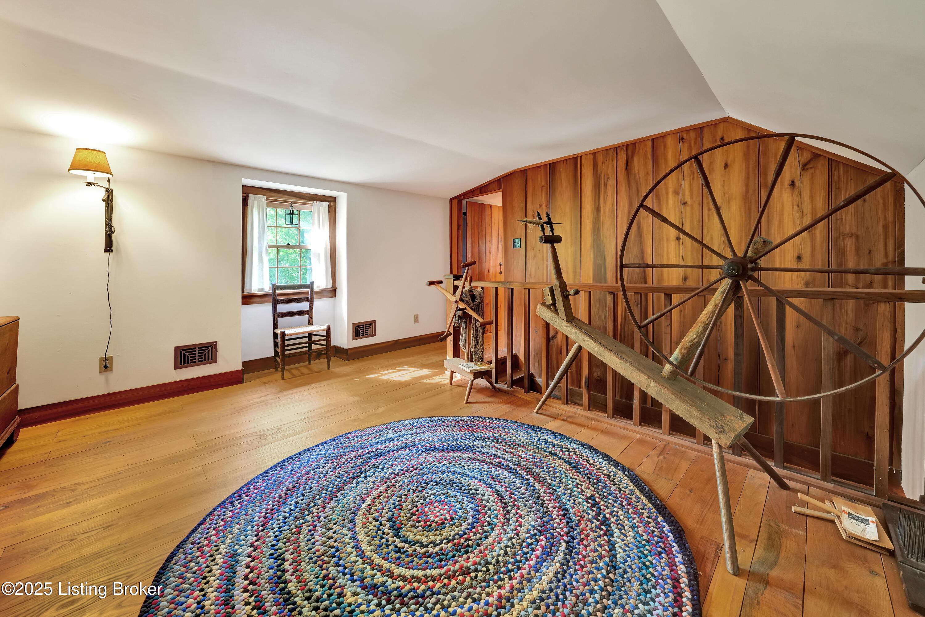 6711 Echo Trail