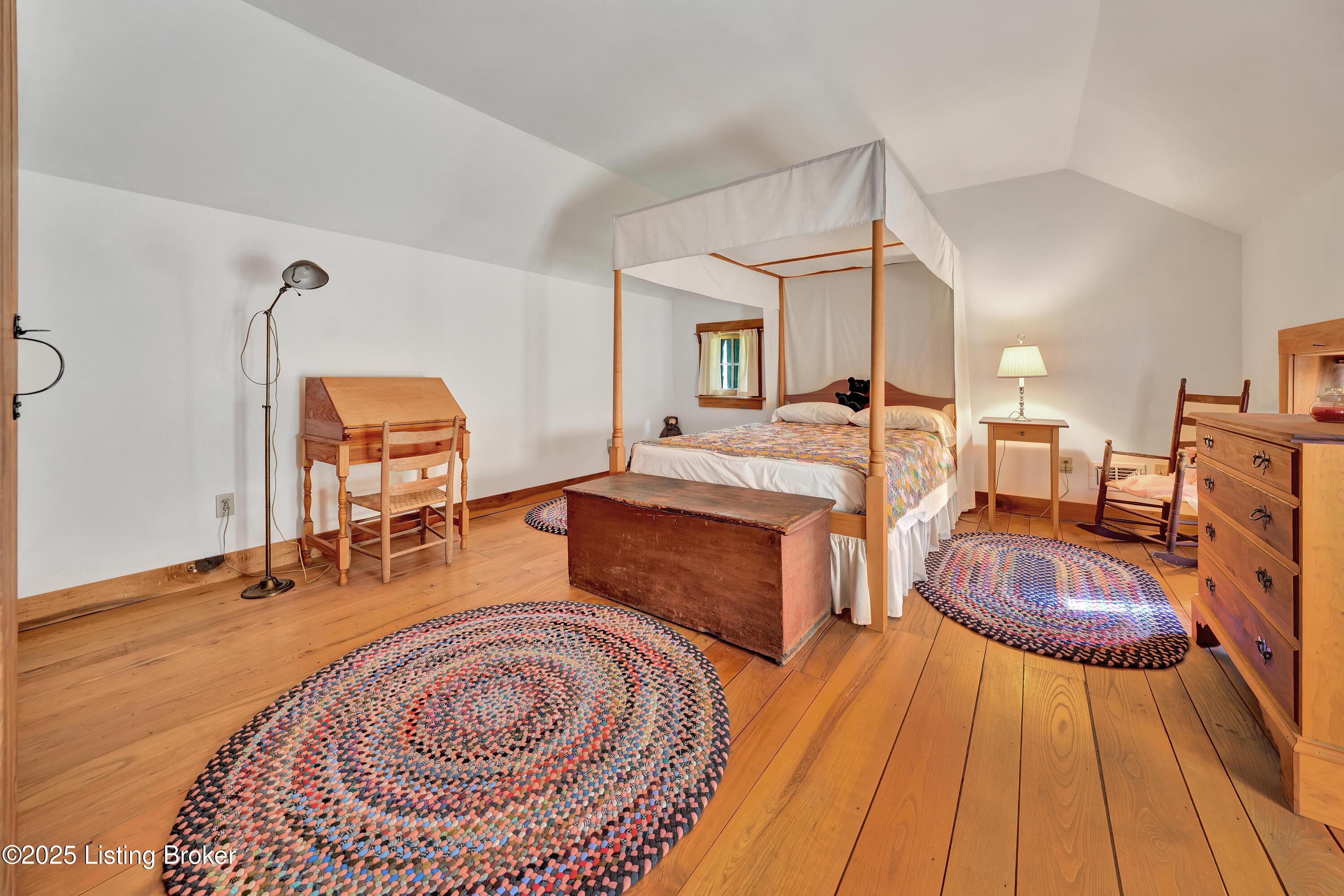 6711 Echo Trail