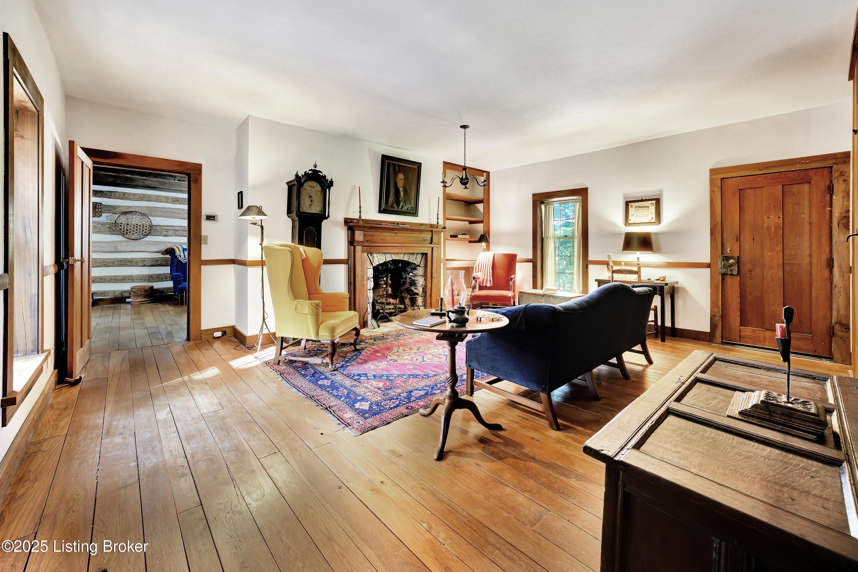 6711 Echo Trail