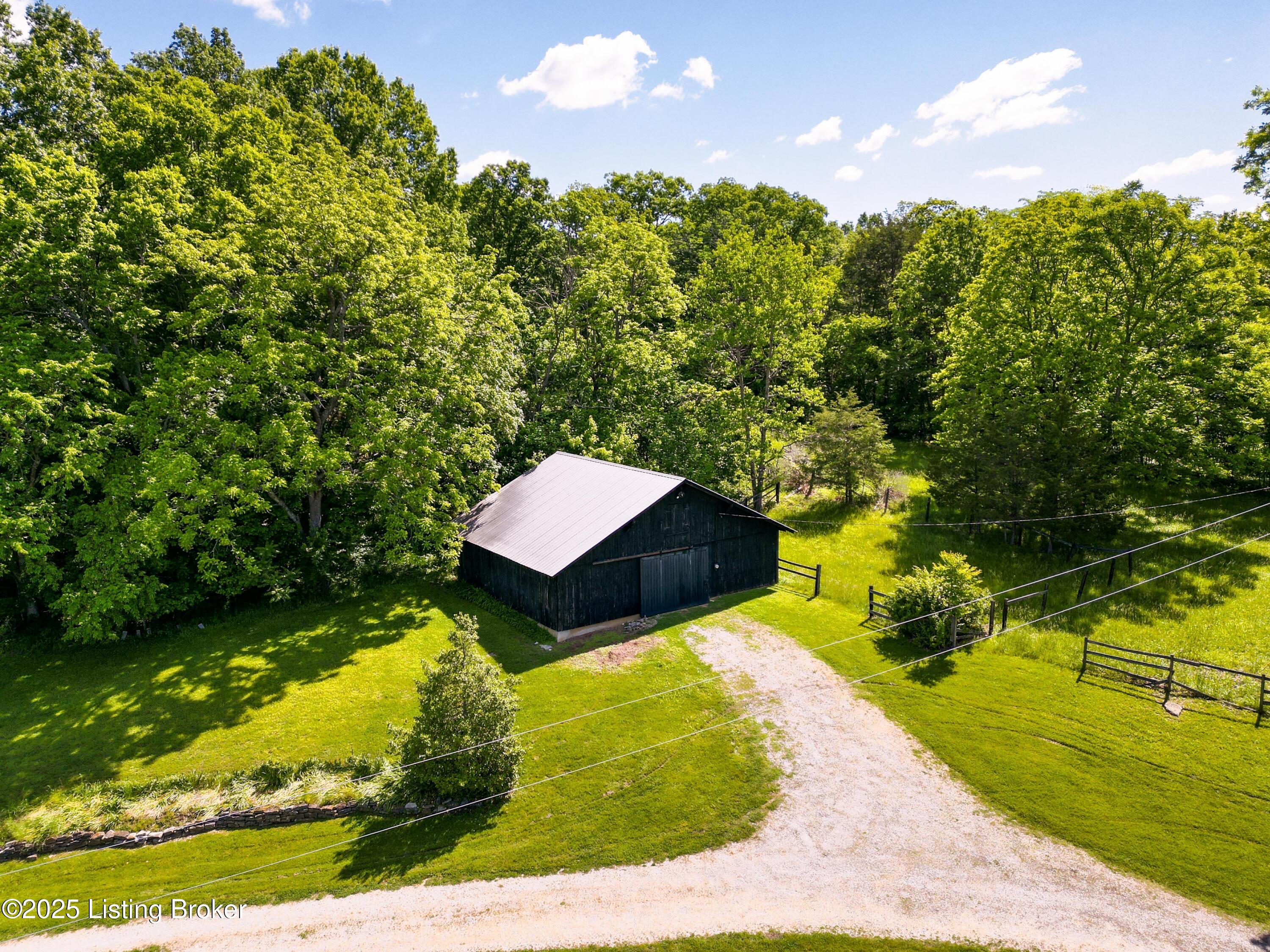6711 Echo Trail