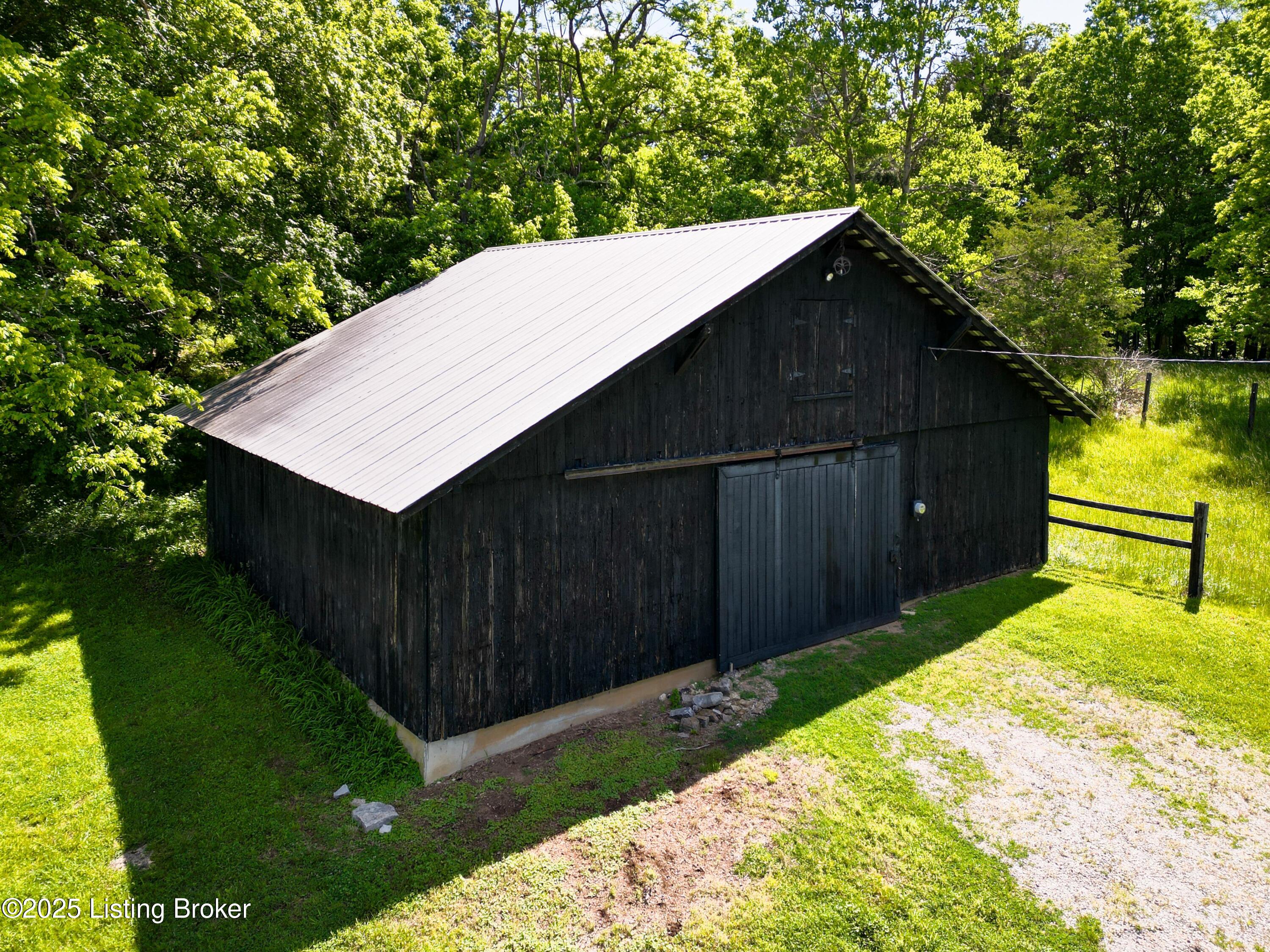 6711 Echo Trail