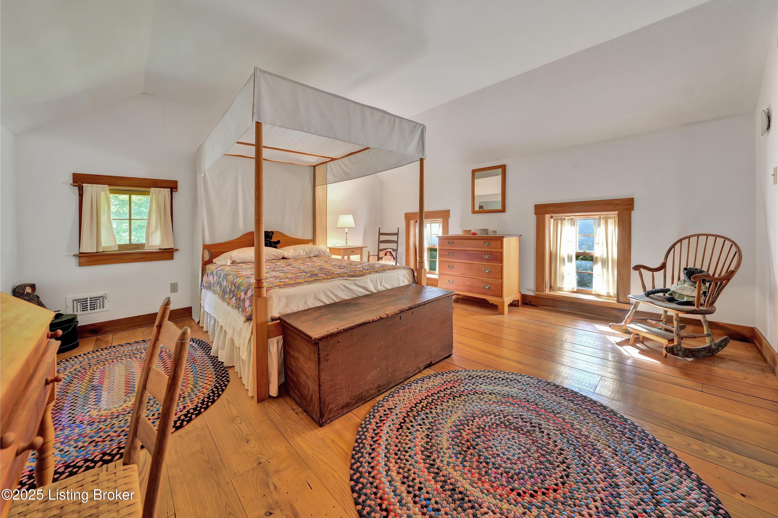 6711 Echo Trail