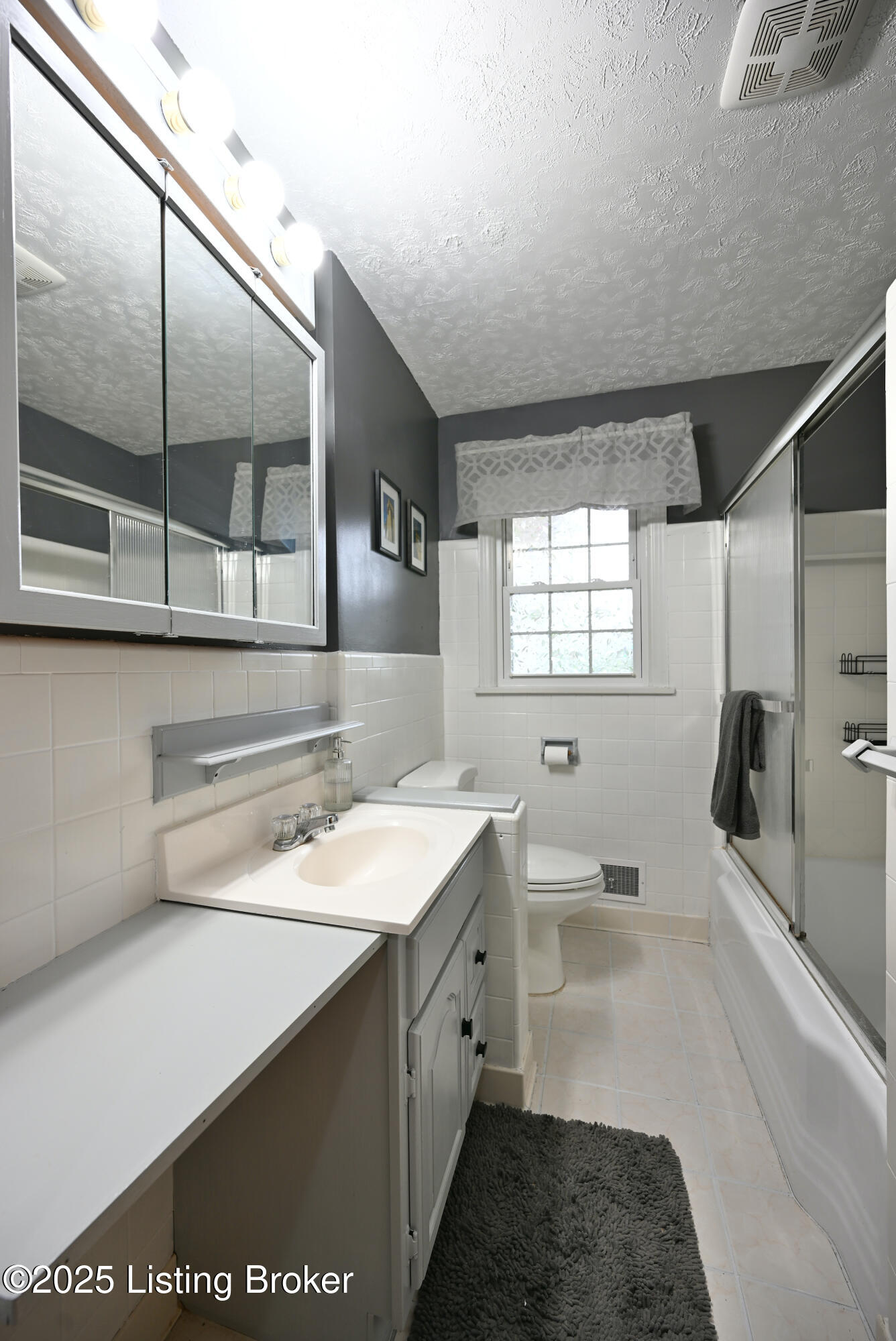 3103 Pamela Way