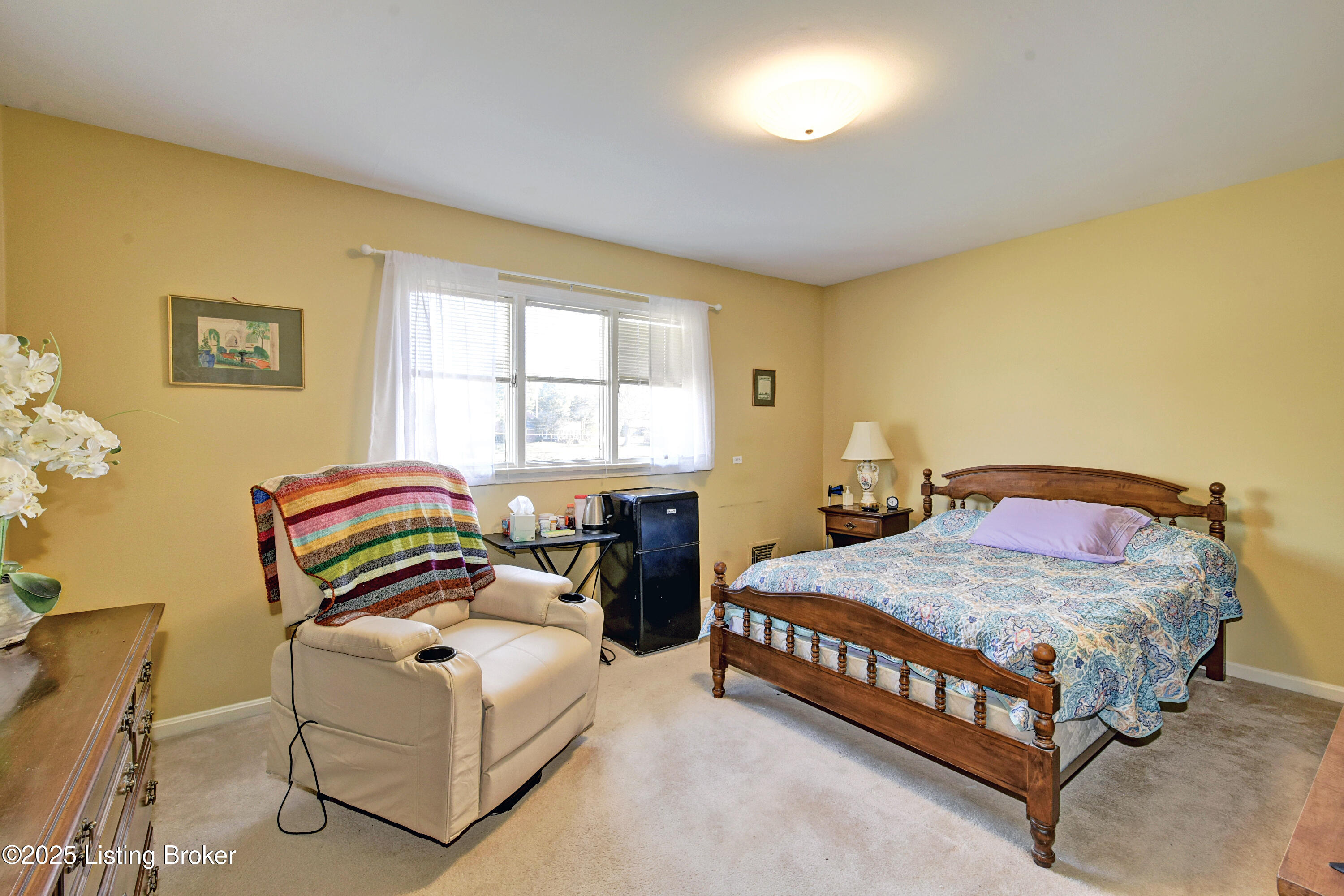 5509 Hidden Rd