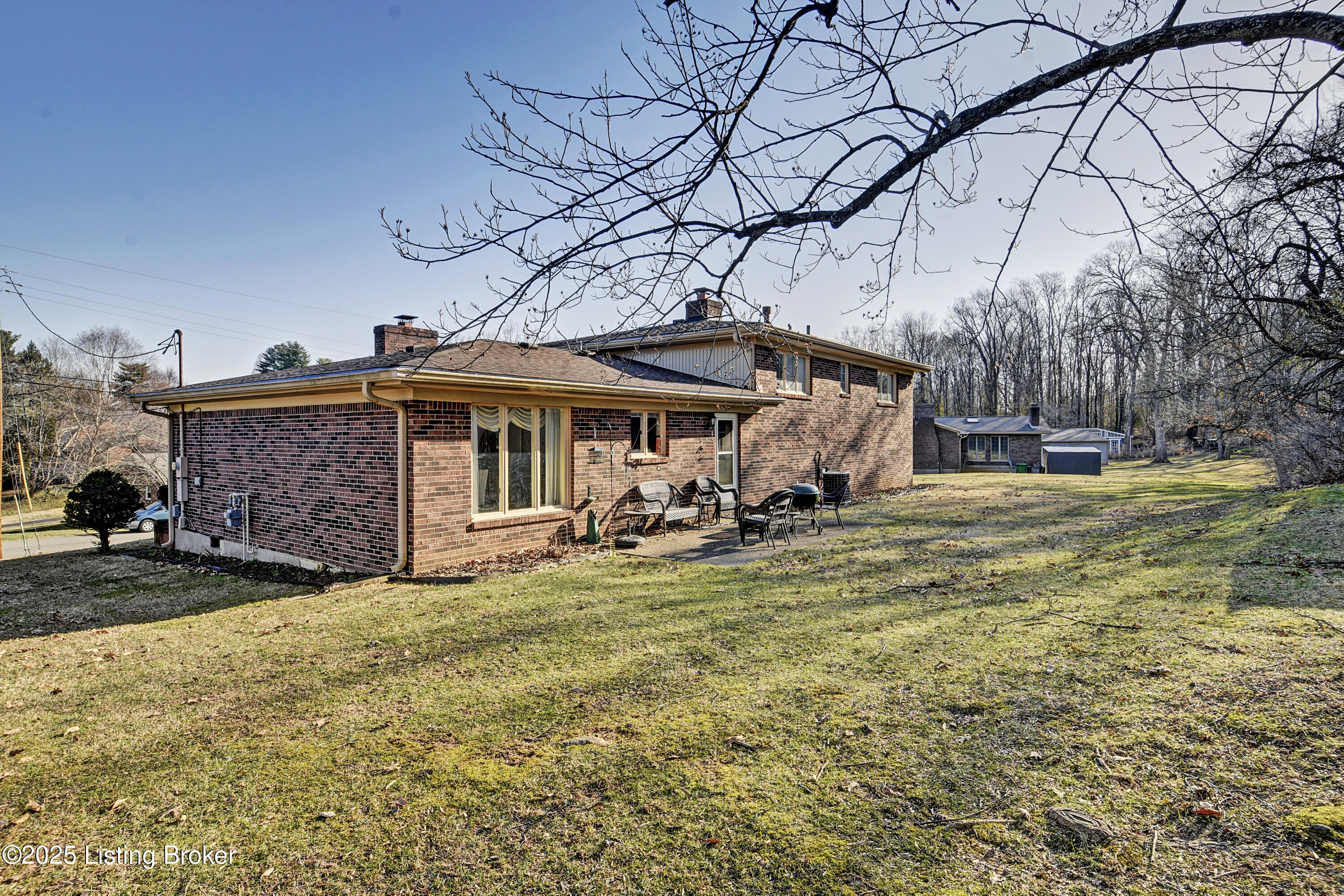 5509 Hidden Rd