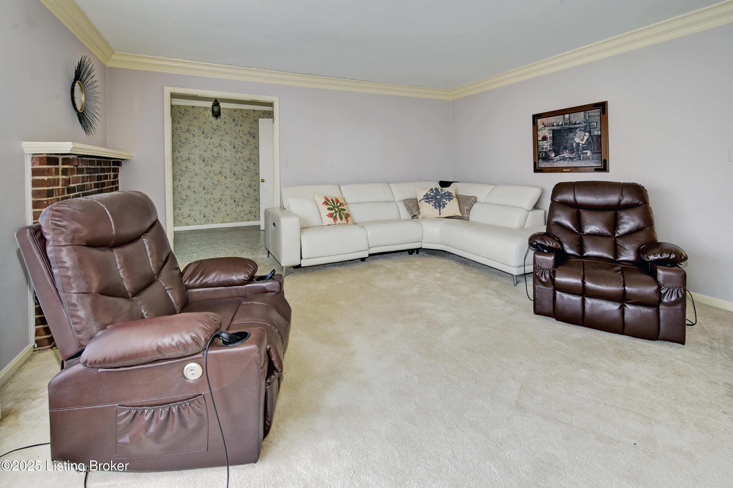 5509 Hidden Rd