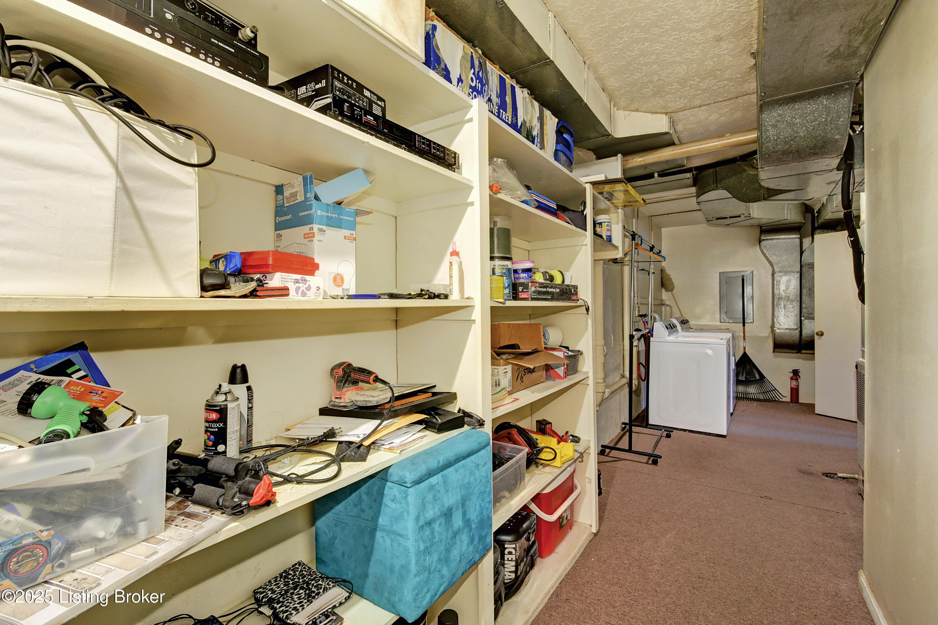 5509 Hidden Rd