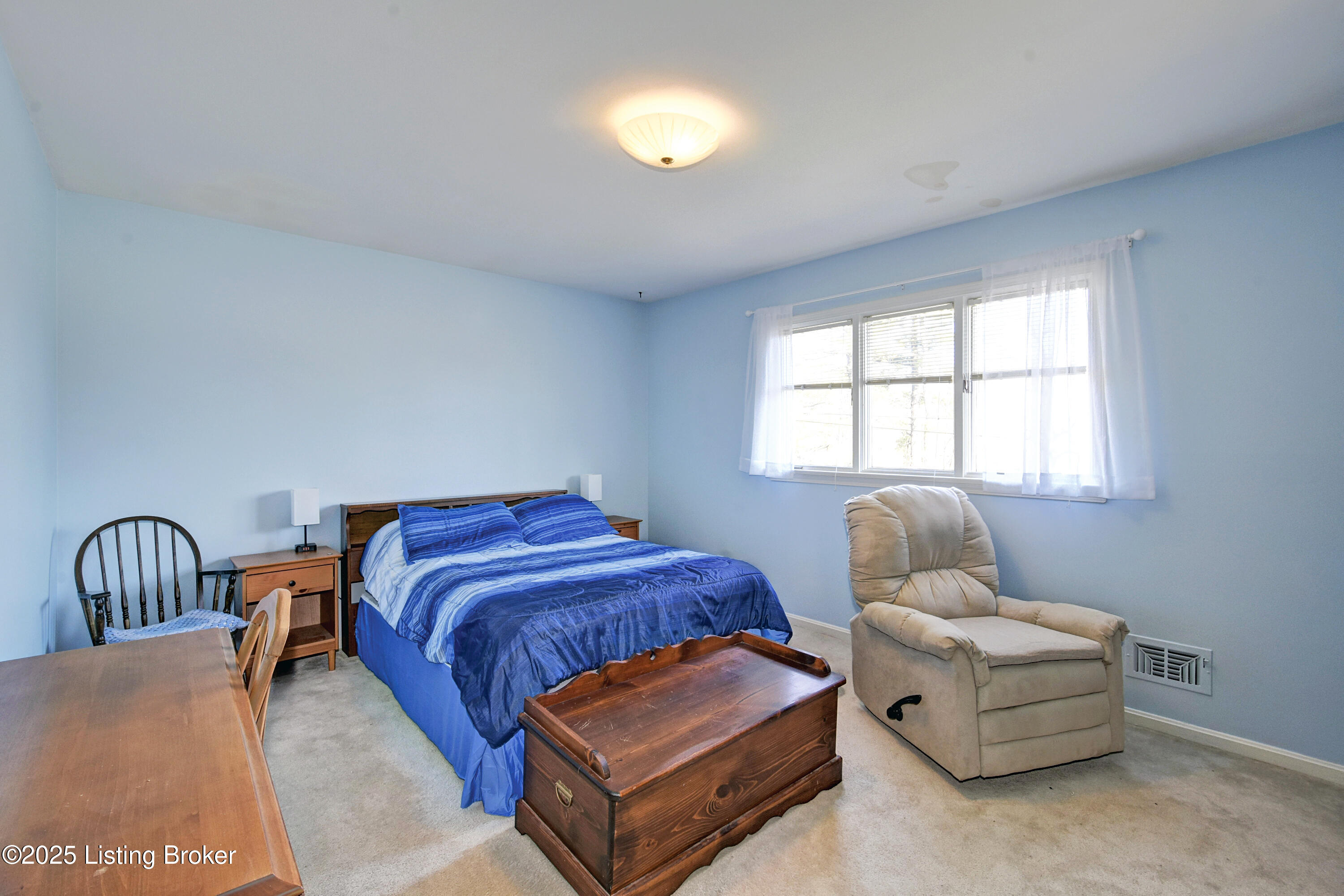 5509 Hidden Rd