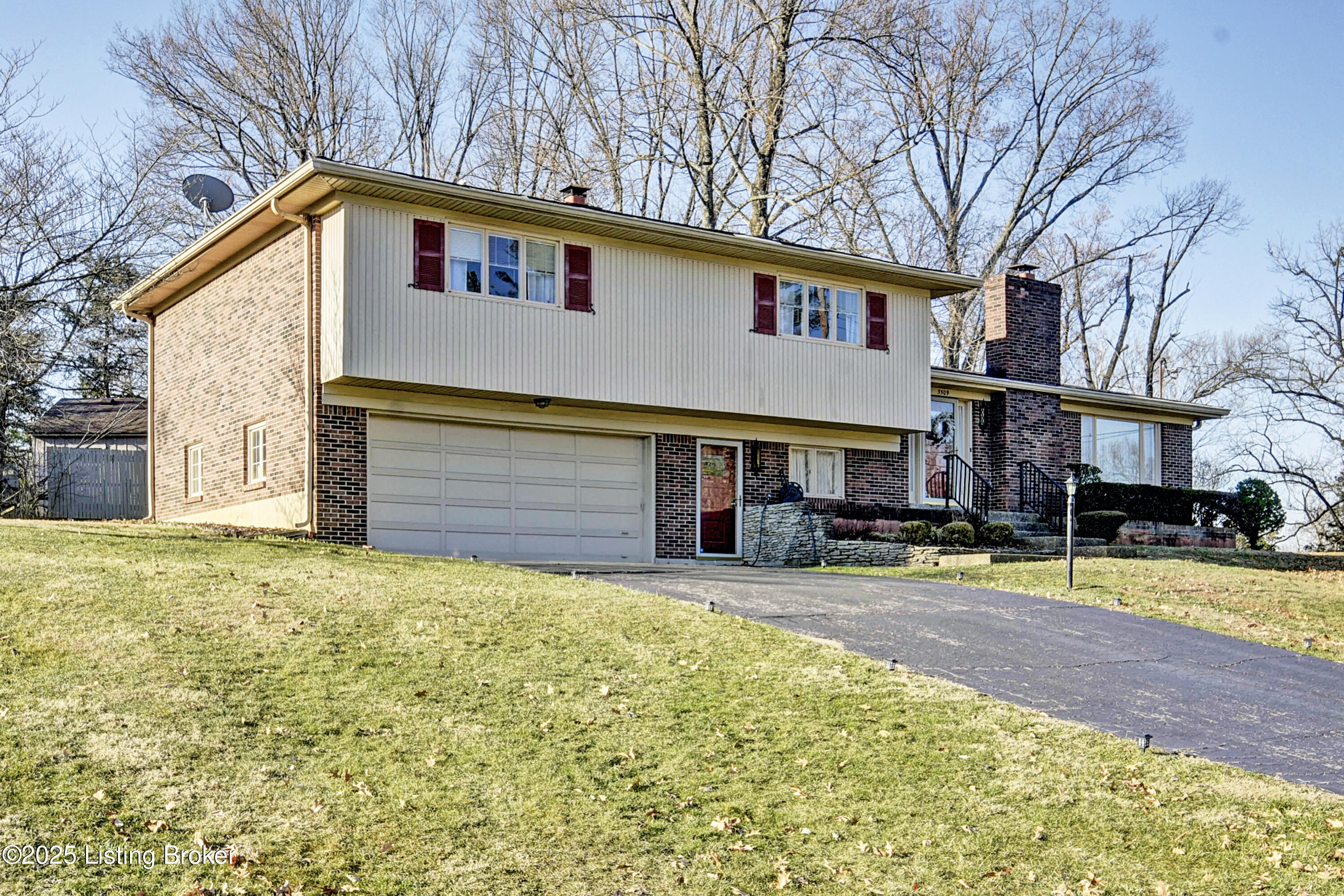 5509 Hidden Rd