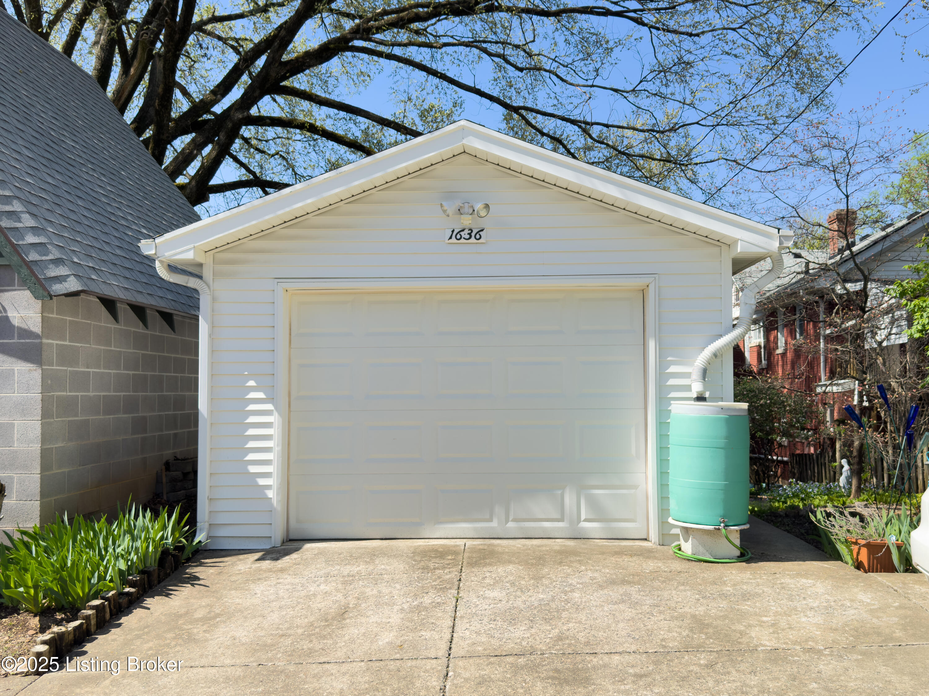 1636 Tyler Pkwy