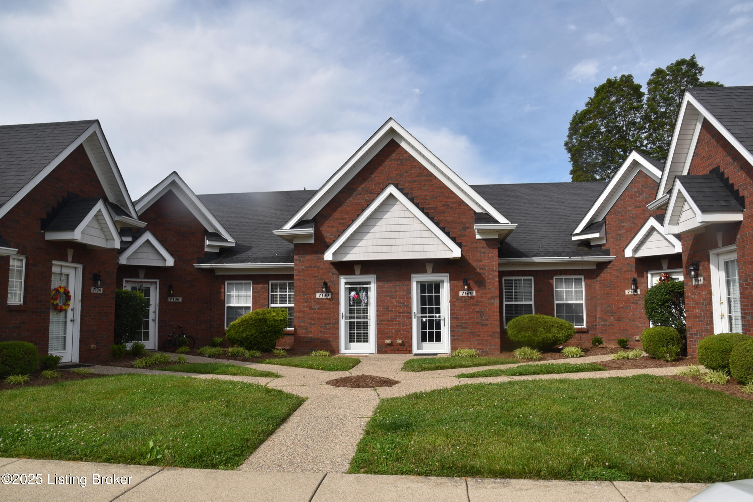 7128 Emily Ann Ln