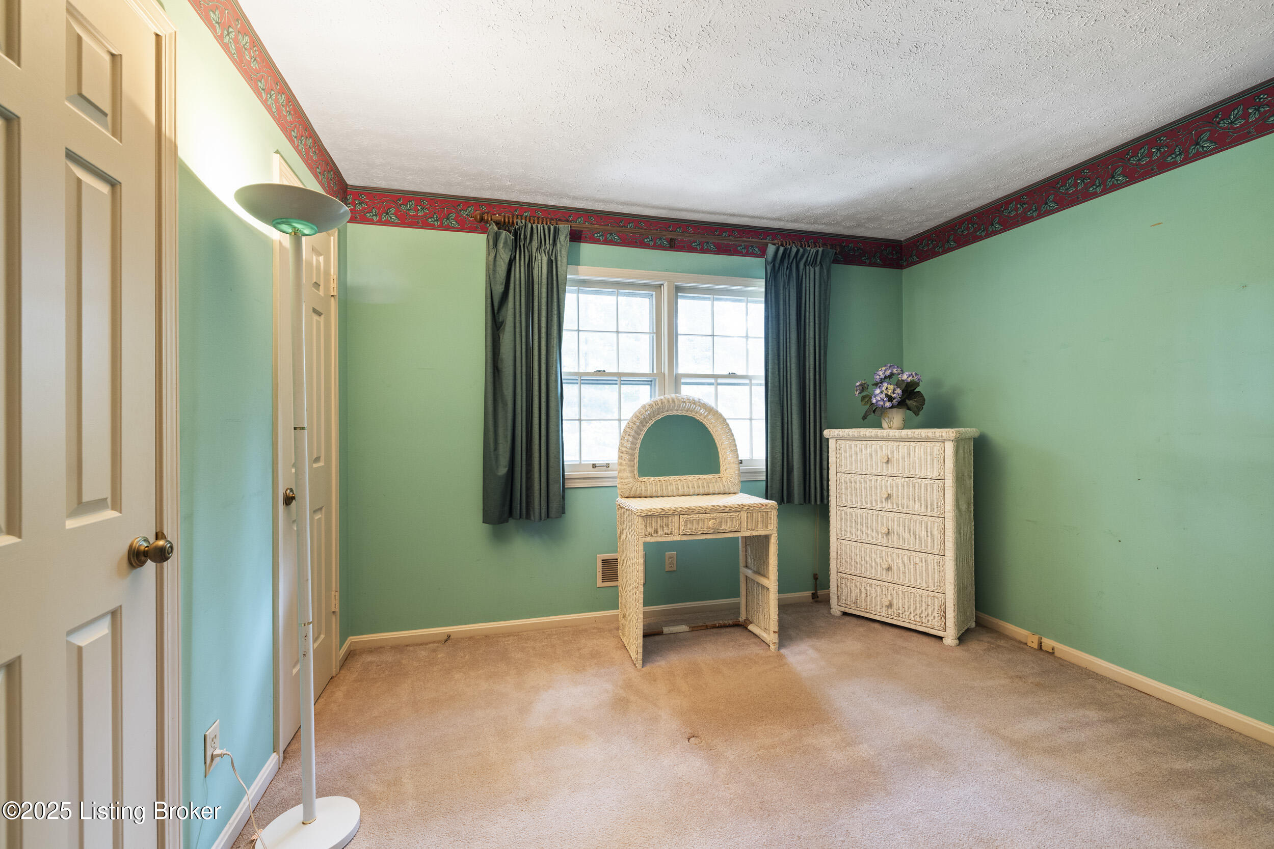 4205 Machupe Dr