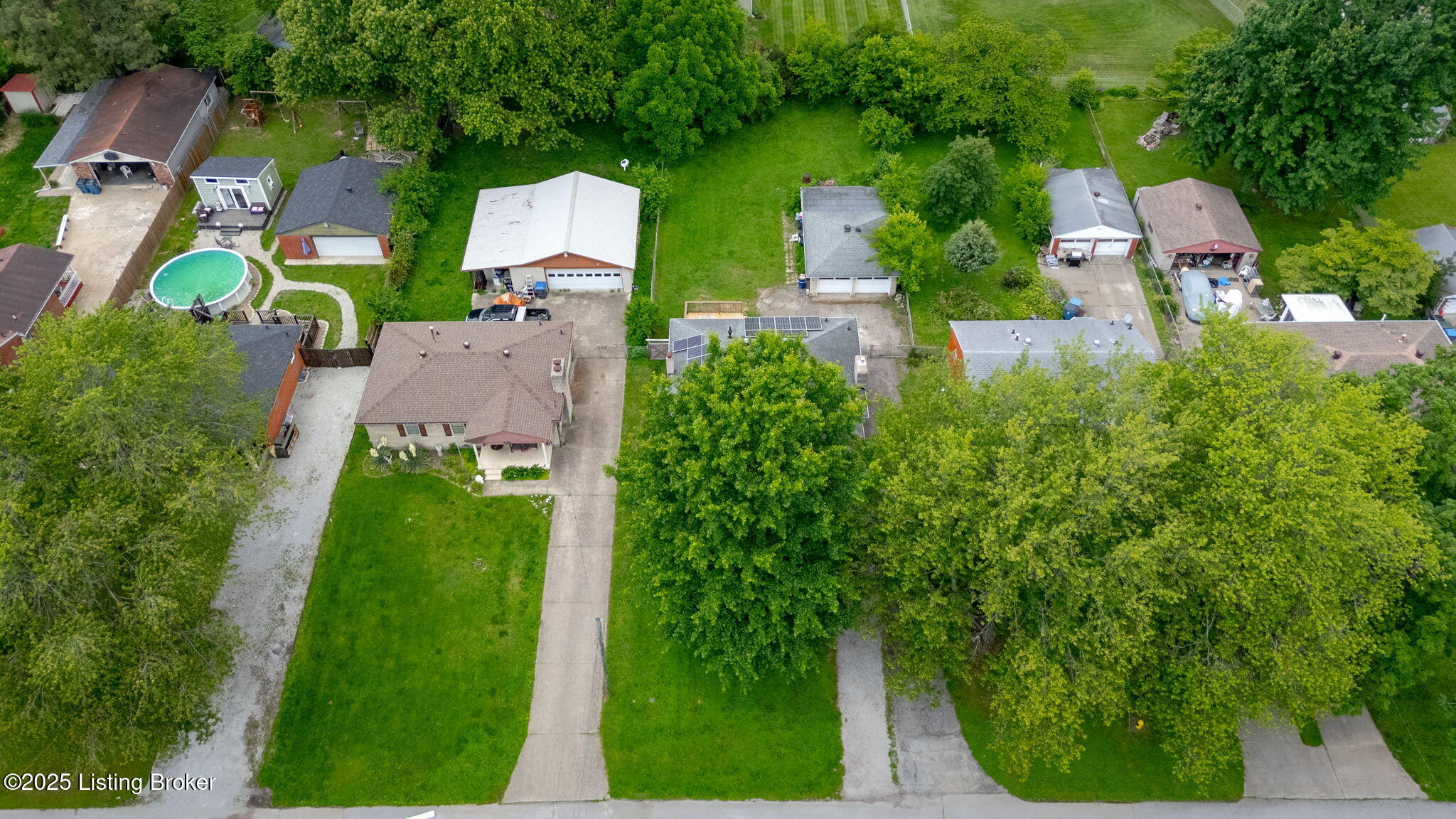9616 Caven Ave