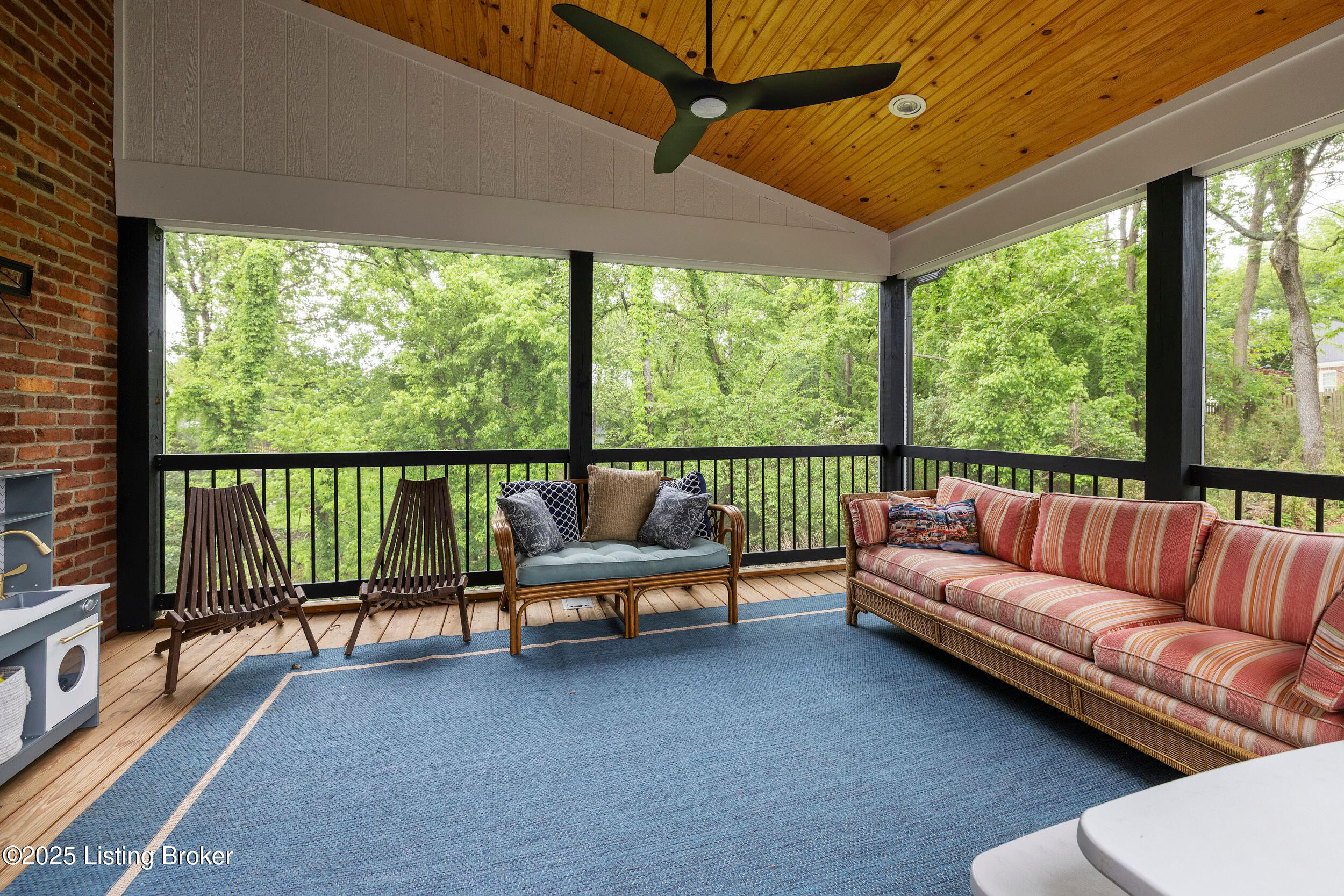 6101 Fox Cove Ct