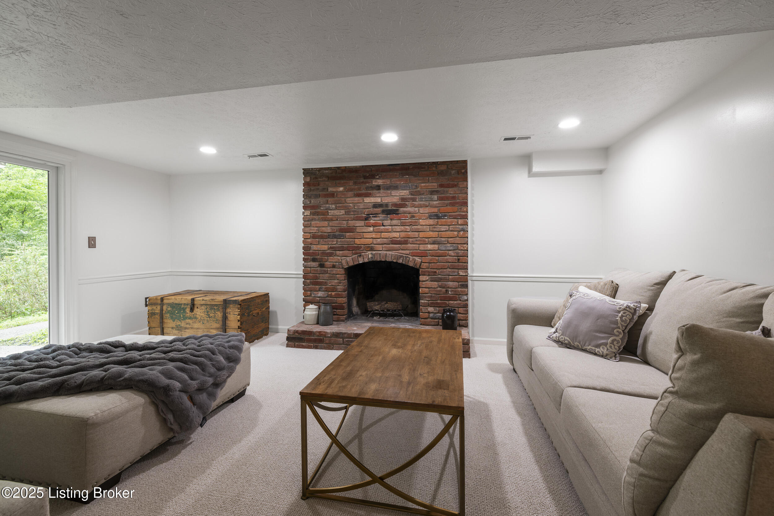 6101 Fox Cove Ct