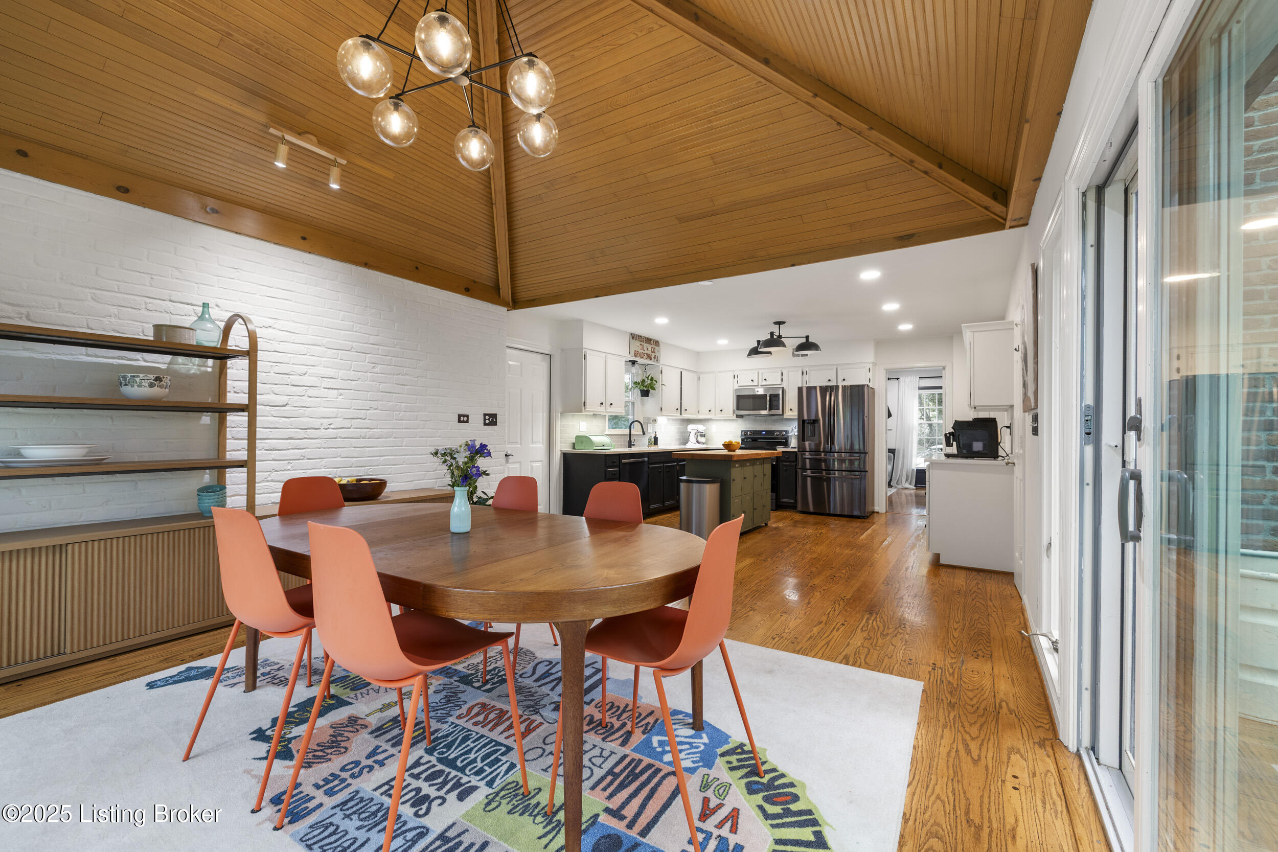 6101 Fox Cove Ct