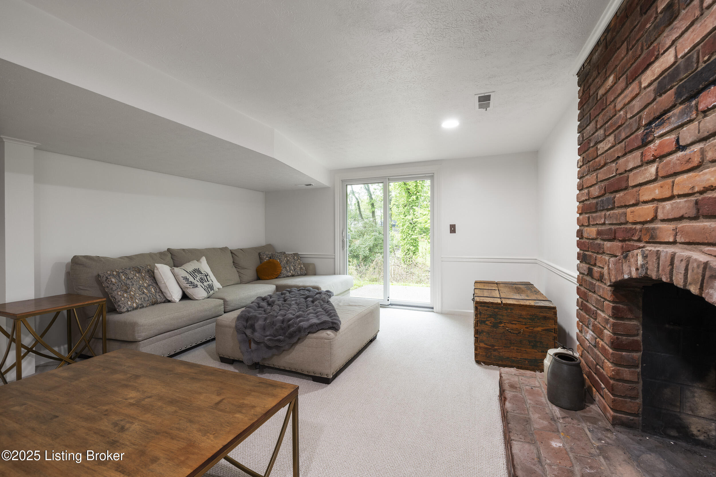 6101 Fox Cove Ct