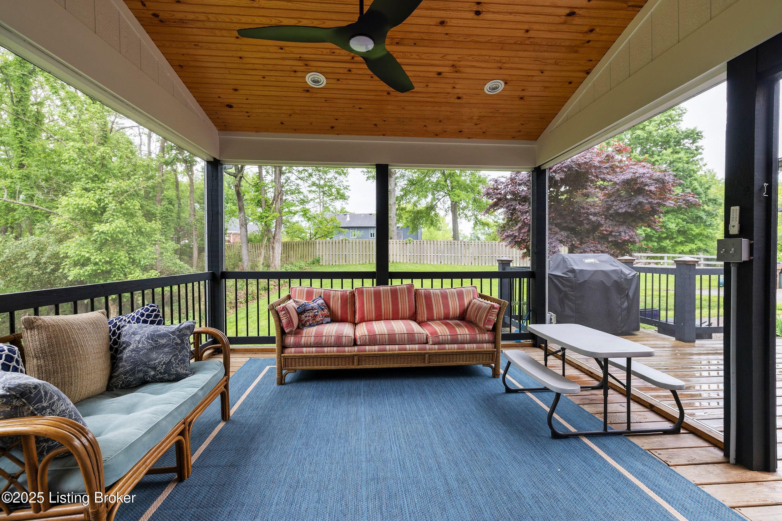6101 Fox Cove Ct