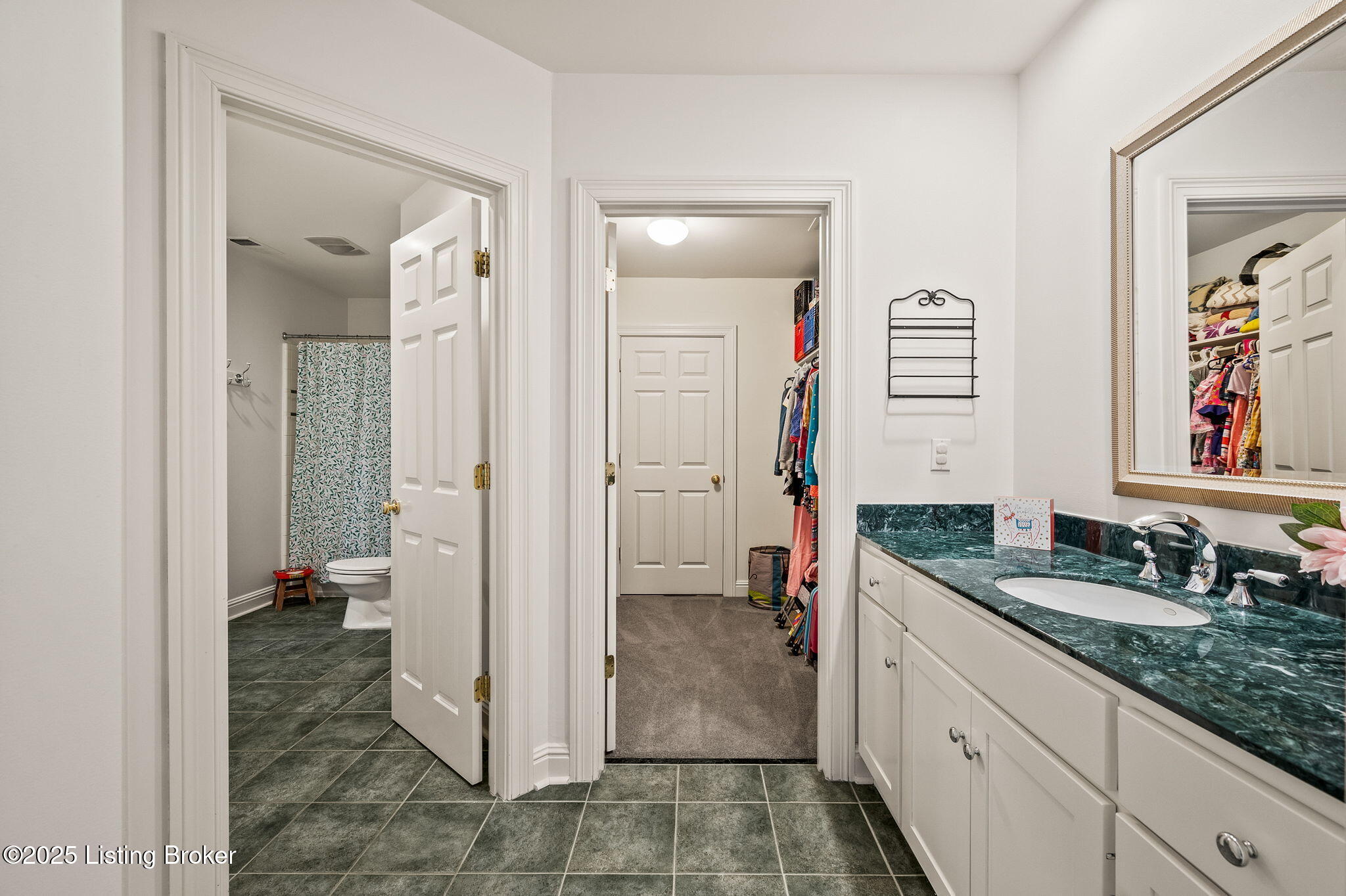 7902 Innisbrook Ct