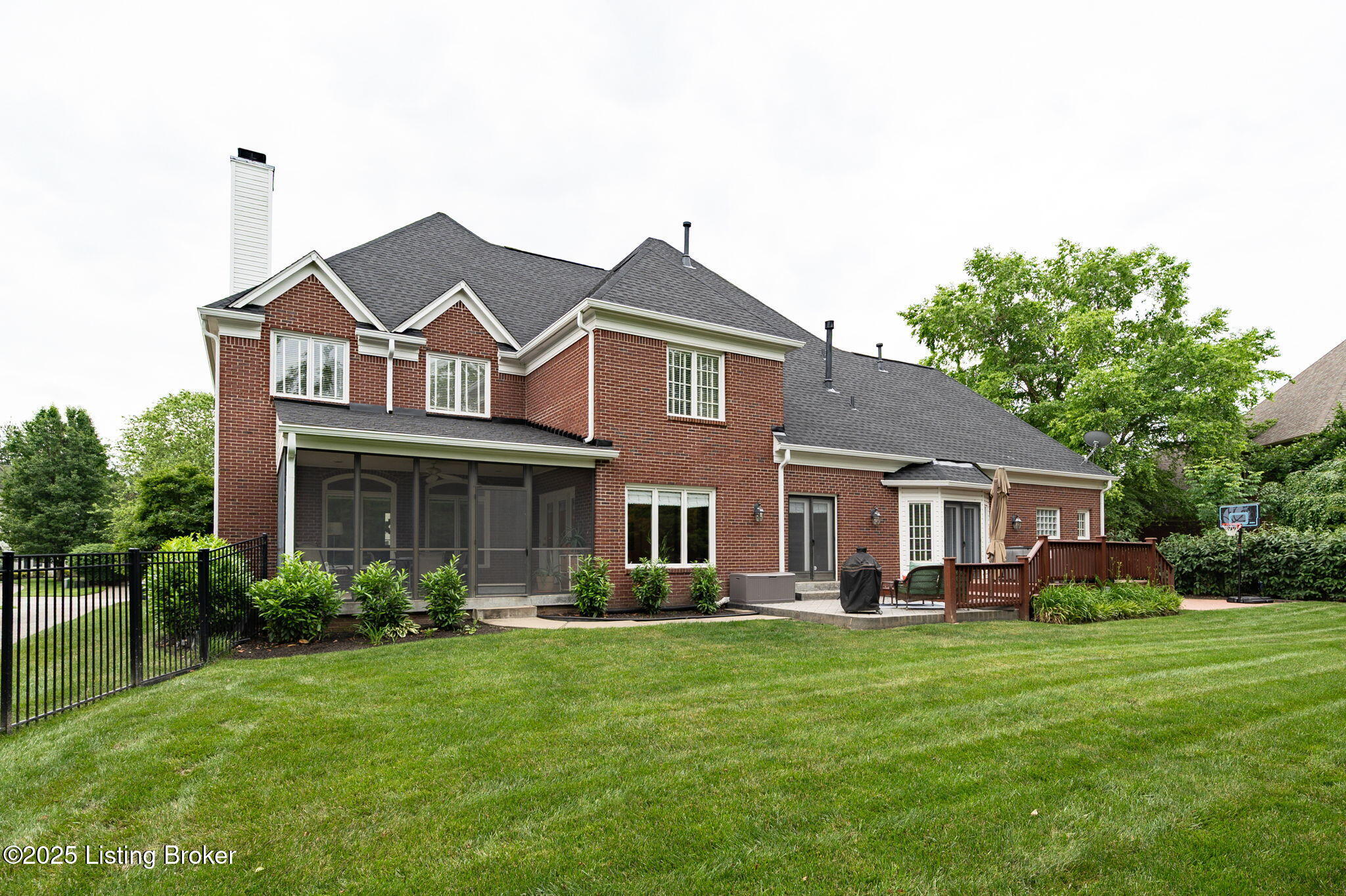 7902 Innisbrook Ct