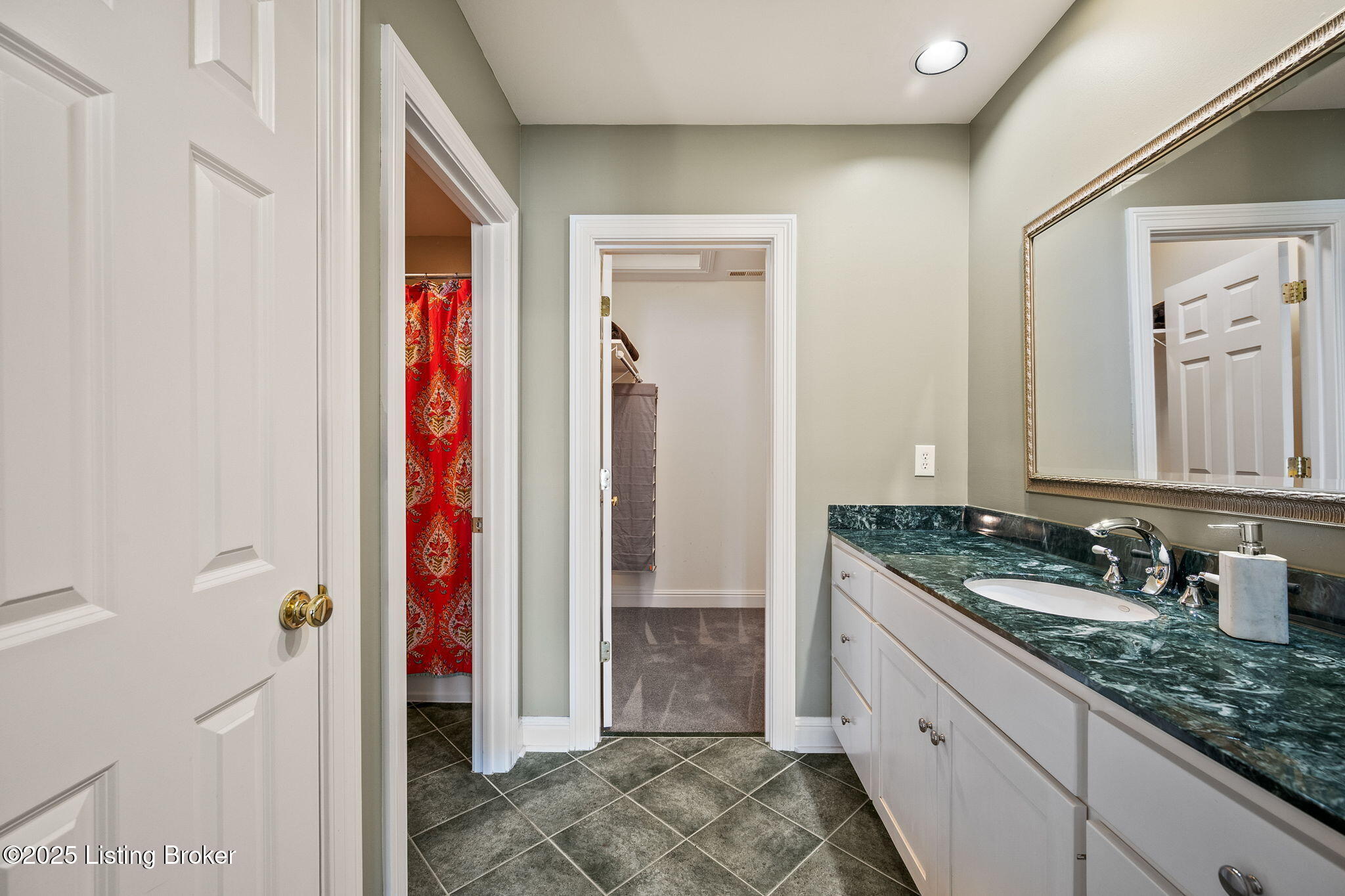 7902 Innisbrook Ct