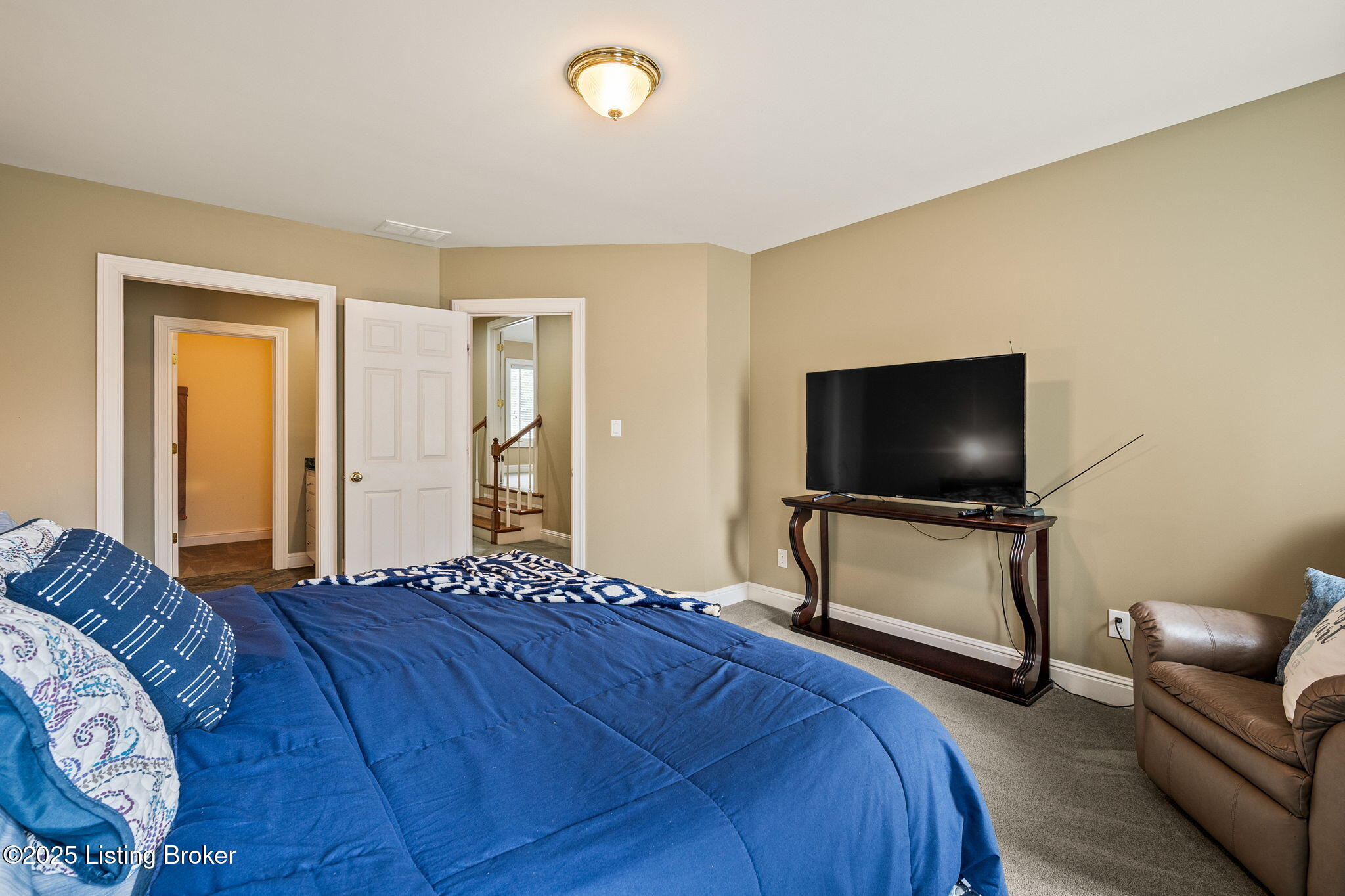 7902 Innisbrook Ct